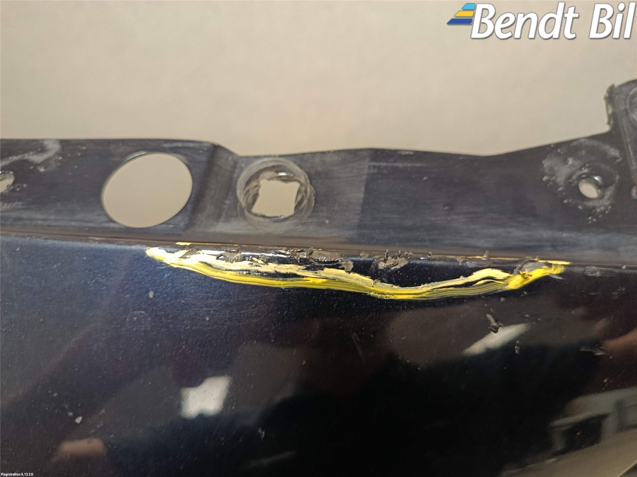 BMW 5 F10/F11/F18 09-17 Stötfångarbeklädnad Fram