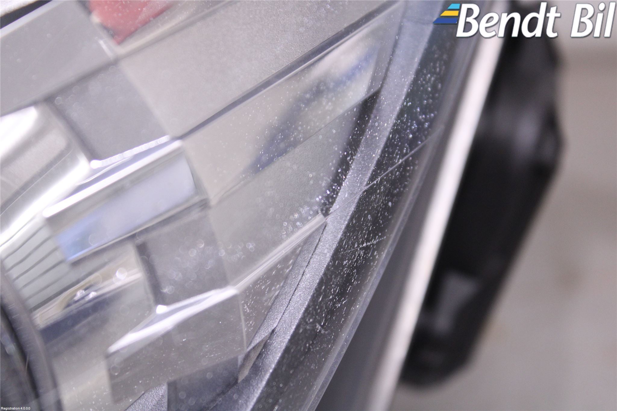 BMW 6 E63/64    02-10 Strålkastare Vänster