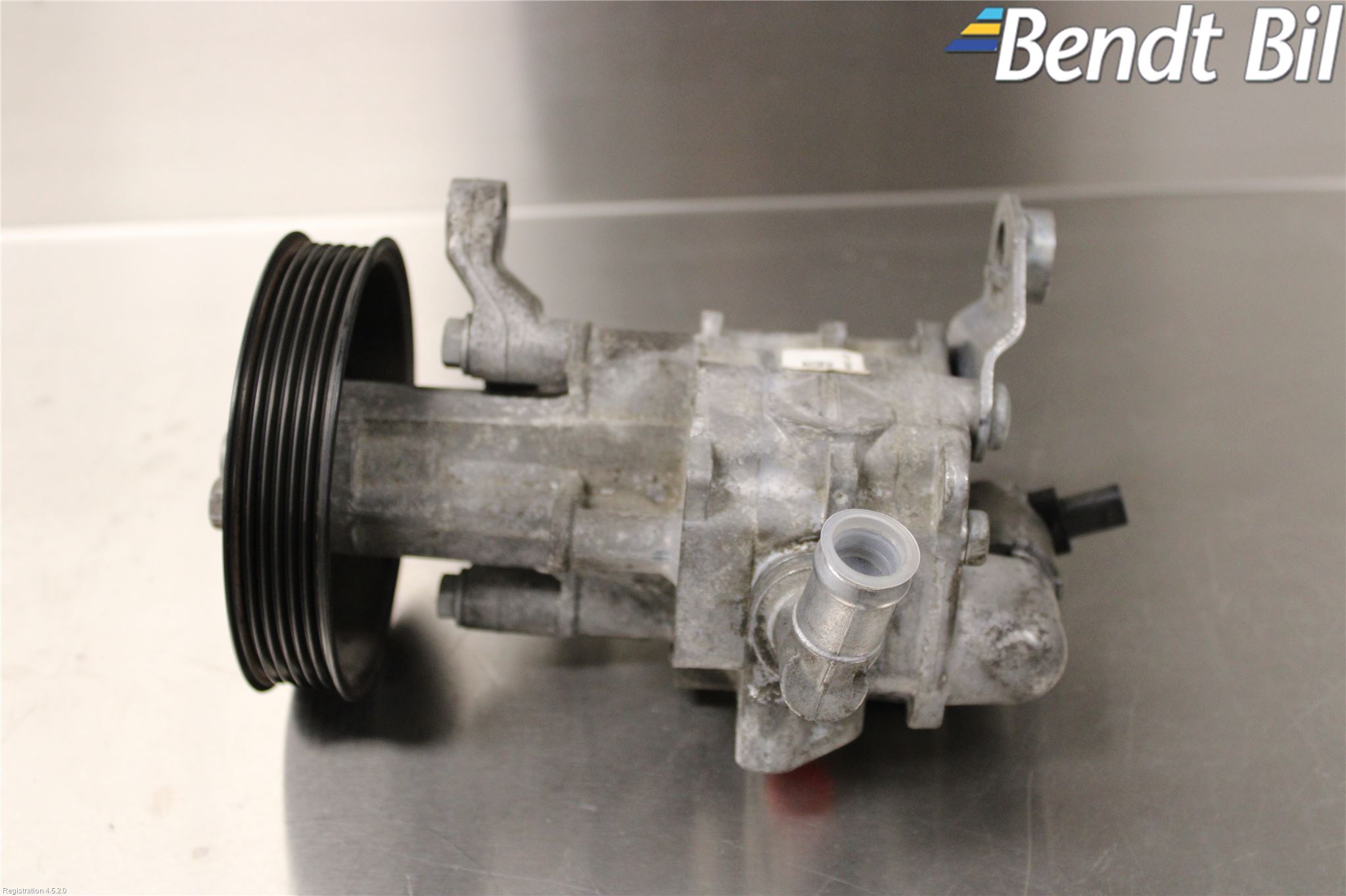 BMW 5 F10/F11/F18 09-17 Styrservopump
