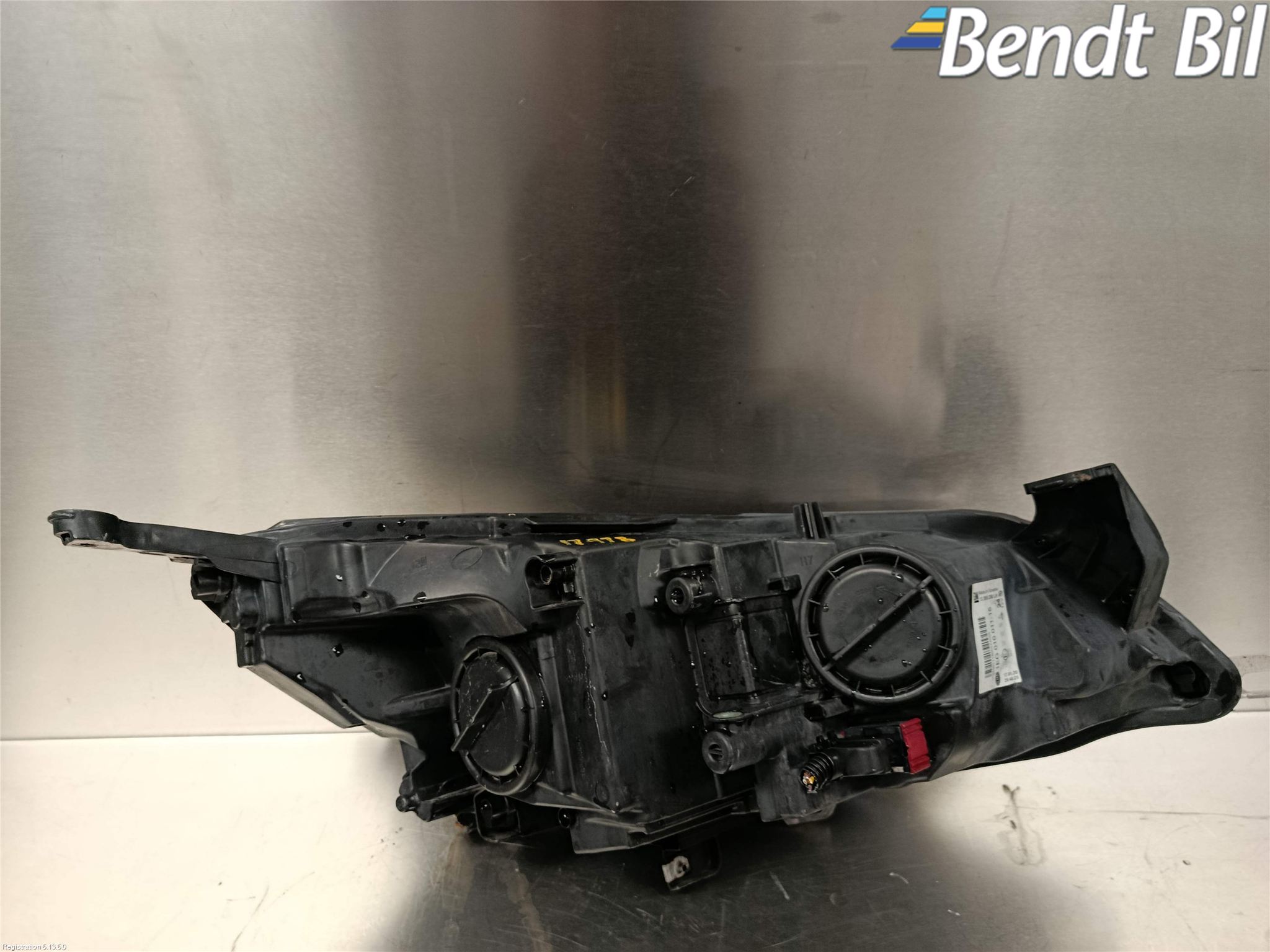 Opel ASTRA J 10-15 Strålkastare Vänster