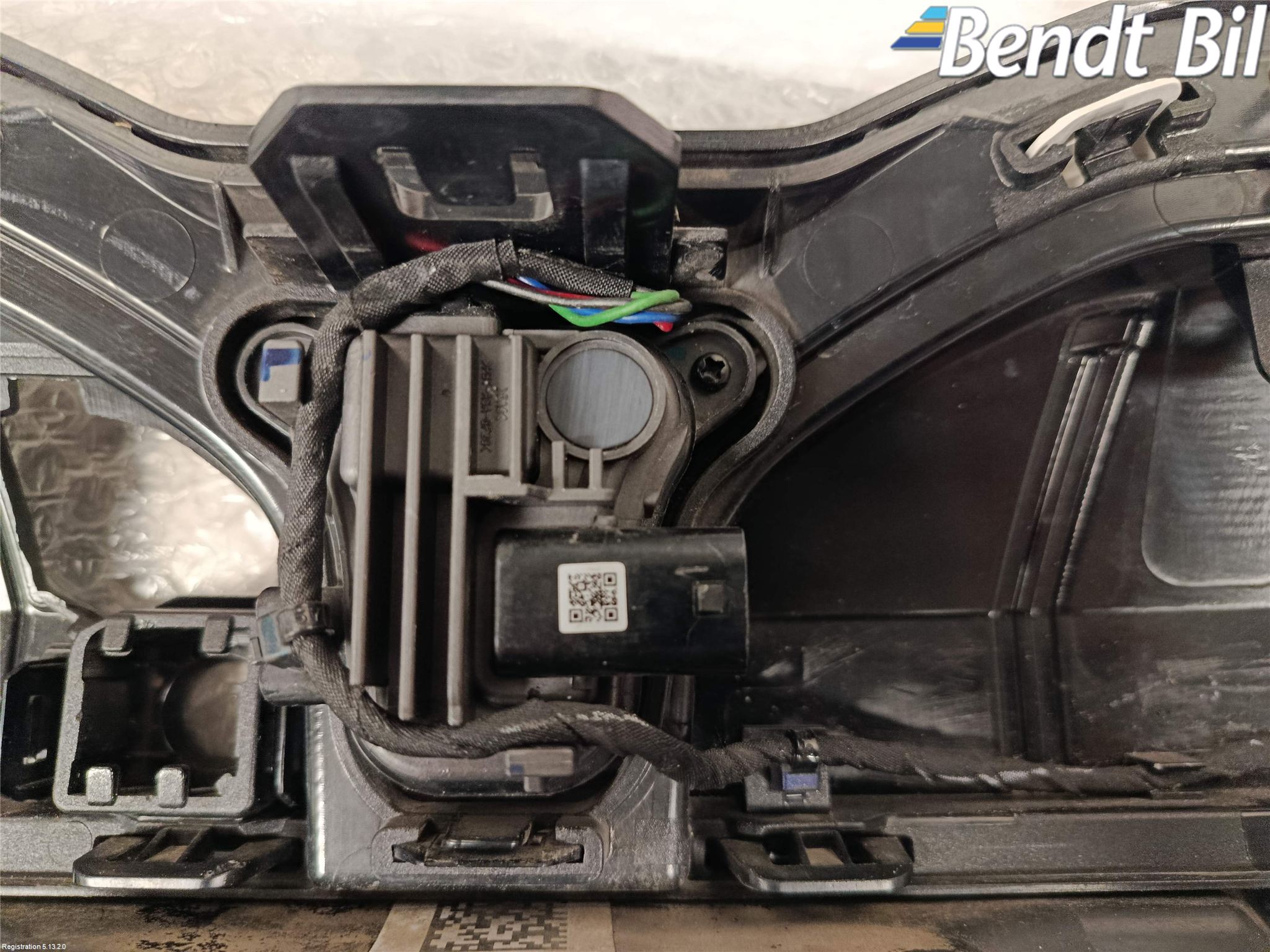BMW 5/i5 G60/G61 24- Grilldel Mitt