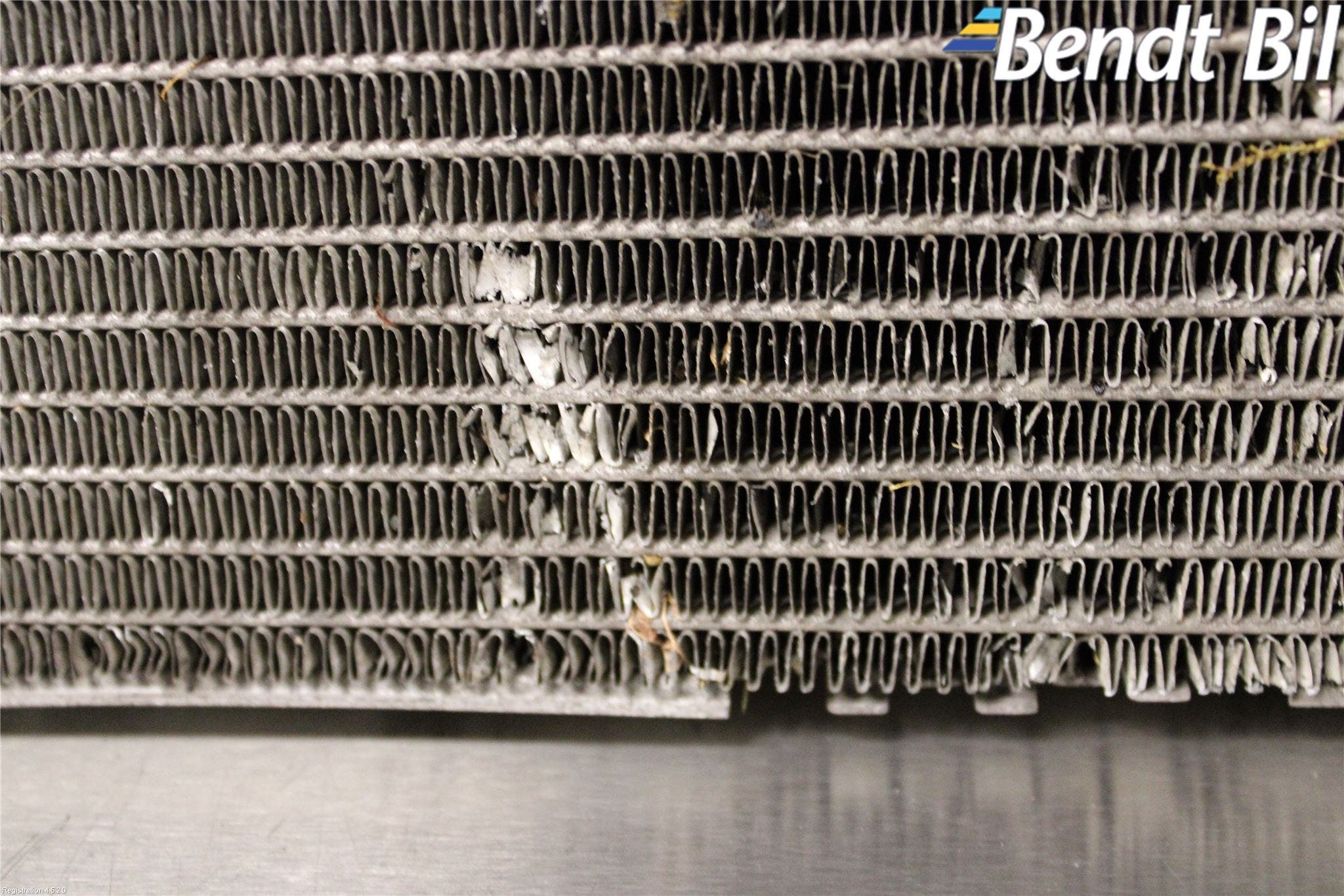 BMW 1 F20/F21 11-19 Kylare Aut