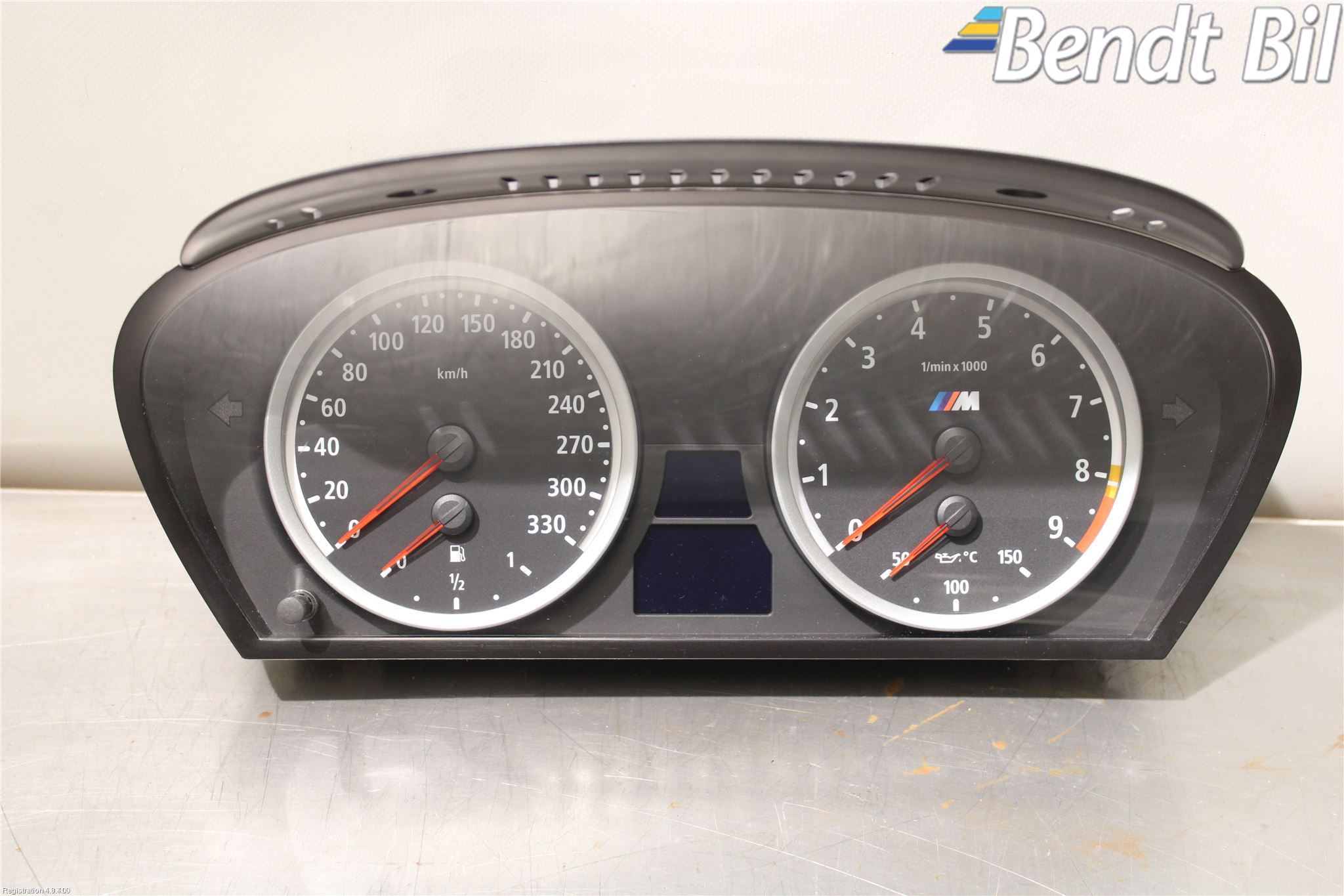 BMW 5 E60/61 Sed/Tou 02-10 Instrument Hast