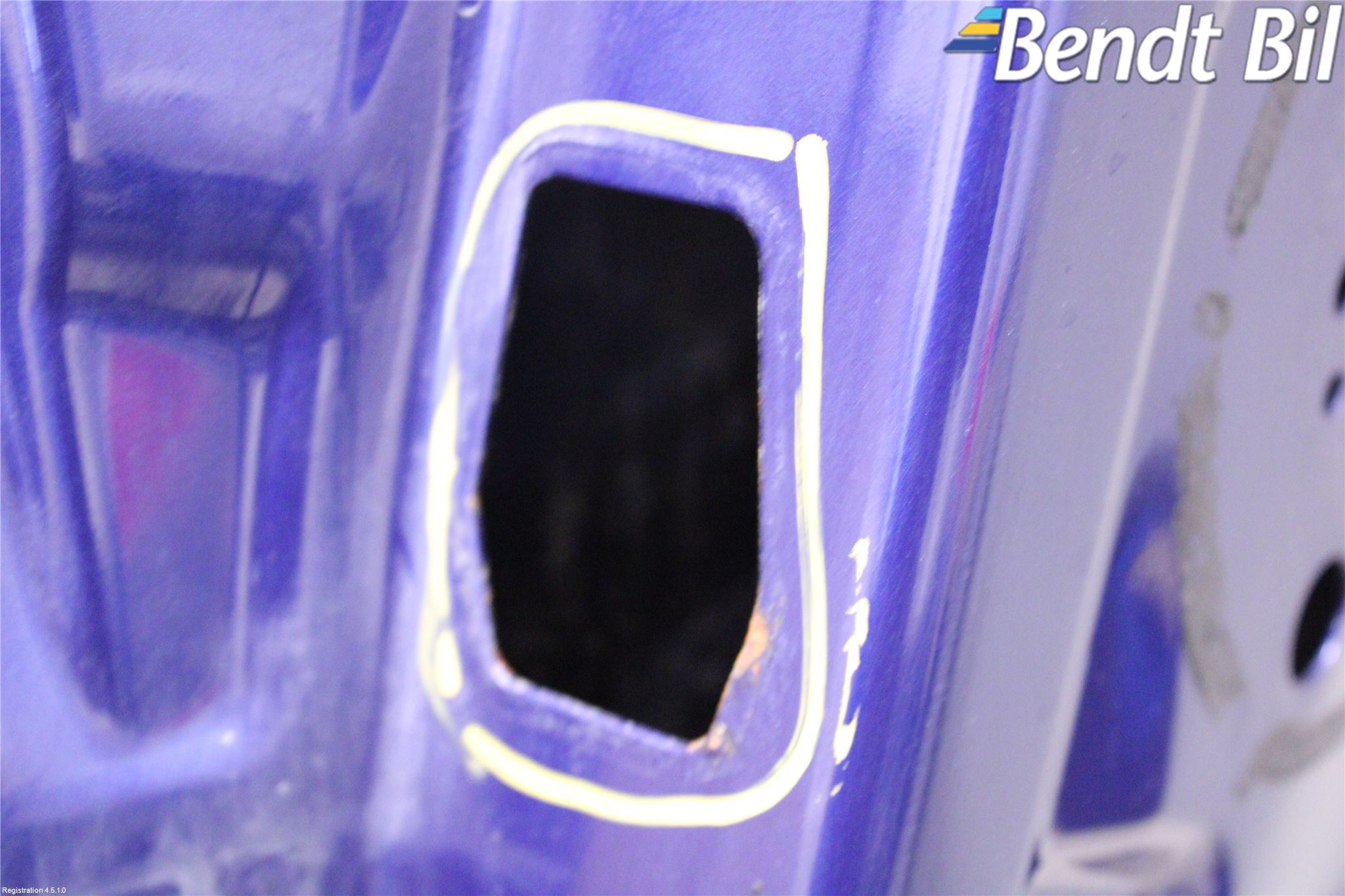 BMW 1 E87/81 5D/3D 03-11 Dörr Fram Höger