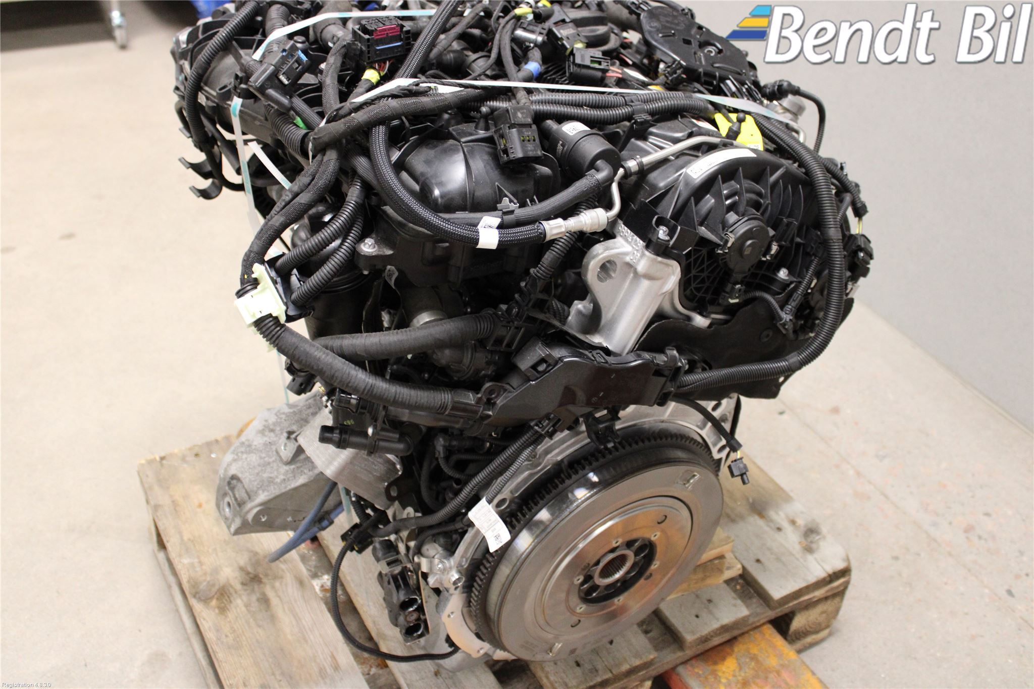 BMW 5 G30/G31/F90 17-23 Motor Bensin