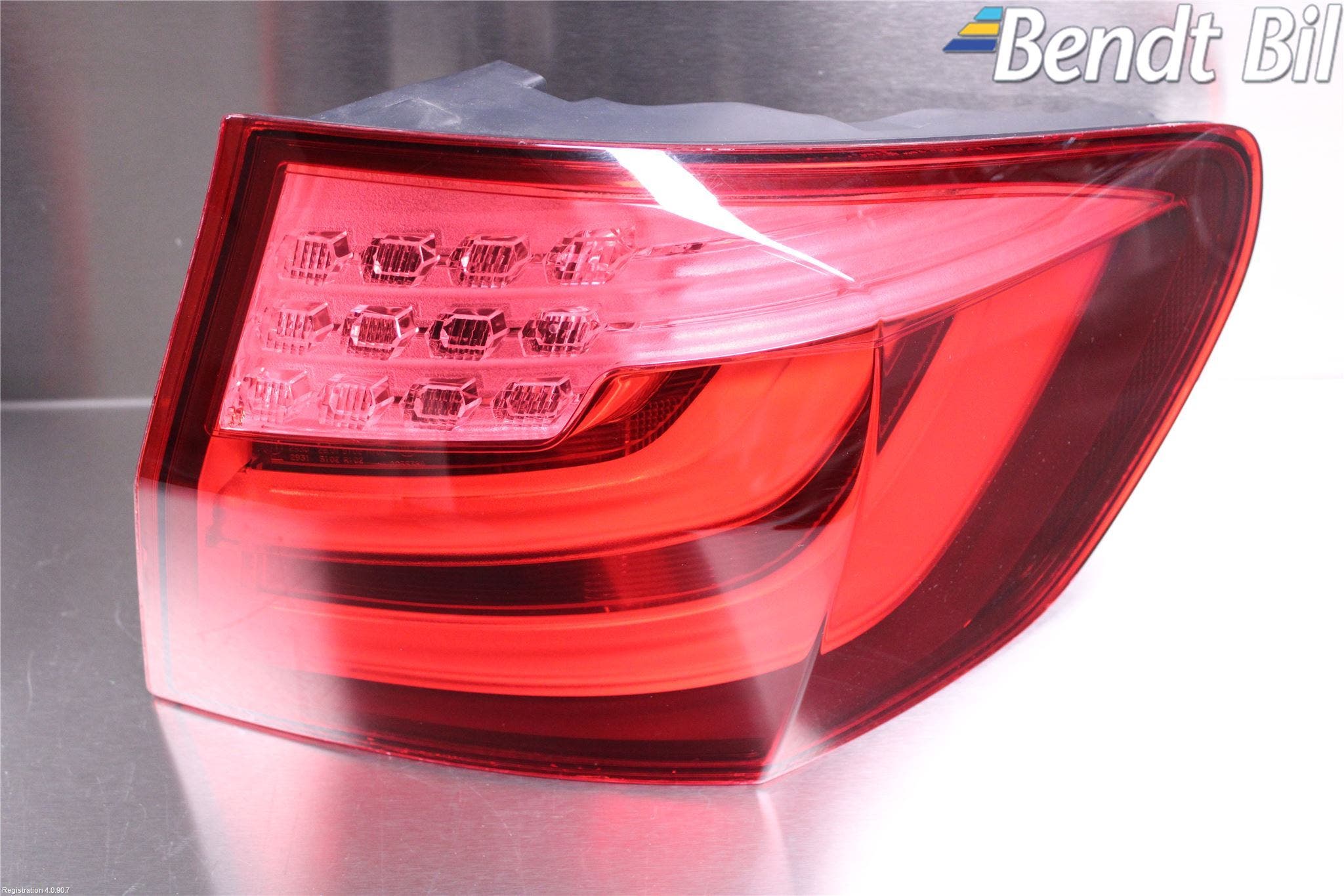 BMW 5 F10/F11/F18 09-17 Bakljus Höger