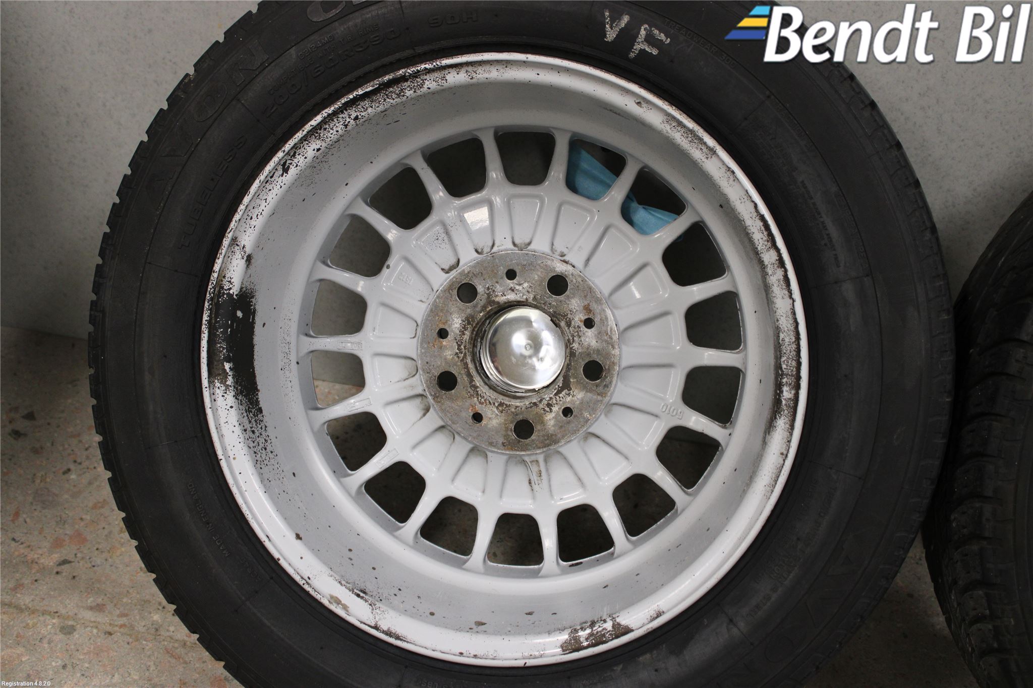 BMW 5 E28      81-88 Sommardäck Alumfälg 4St