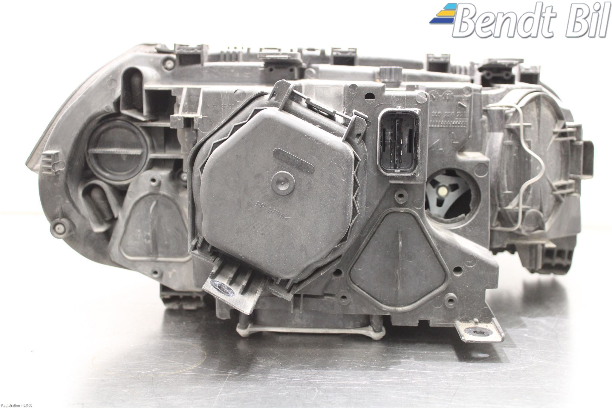 BMW X3 E83     03-10 Strålkastare Vänster