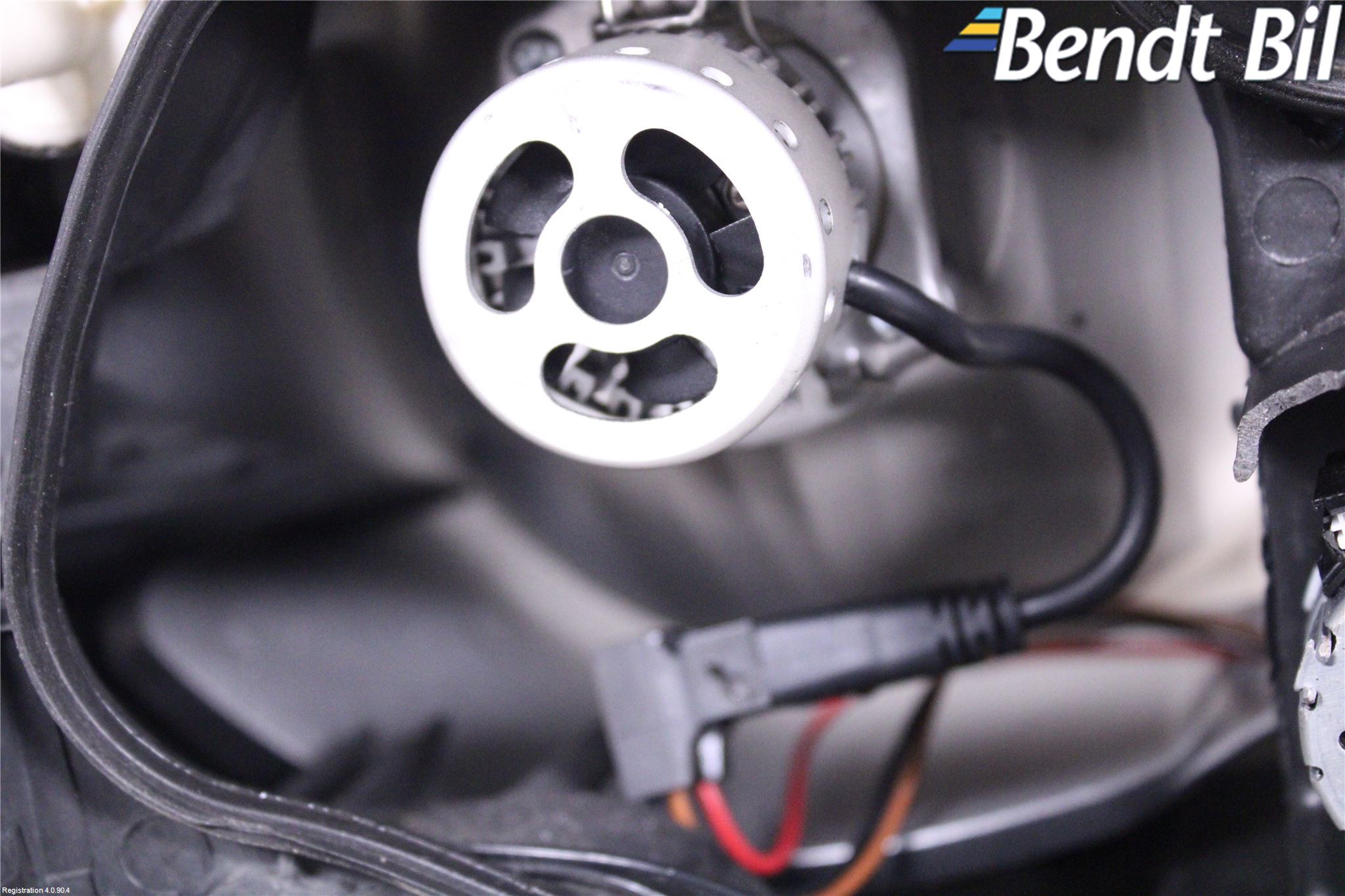 BMW 1 E87/81 5D/3D 03-11 Strålkastare Vänster