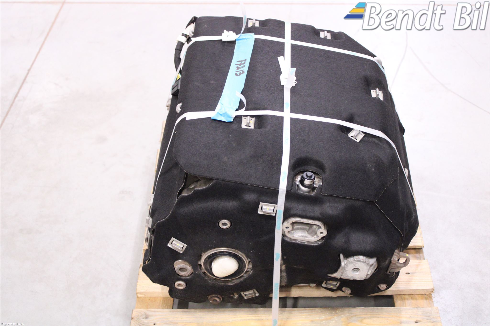 BMW iX I20 22- Motor Elektrisk Bak