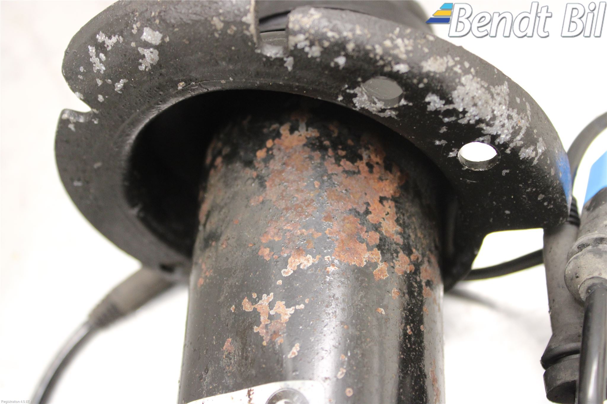 BMW 1 F20/F21 11-19 Fjäderben Fram Vänster