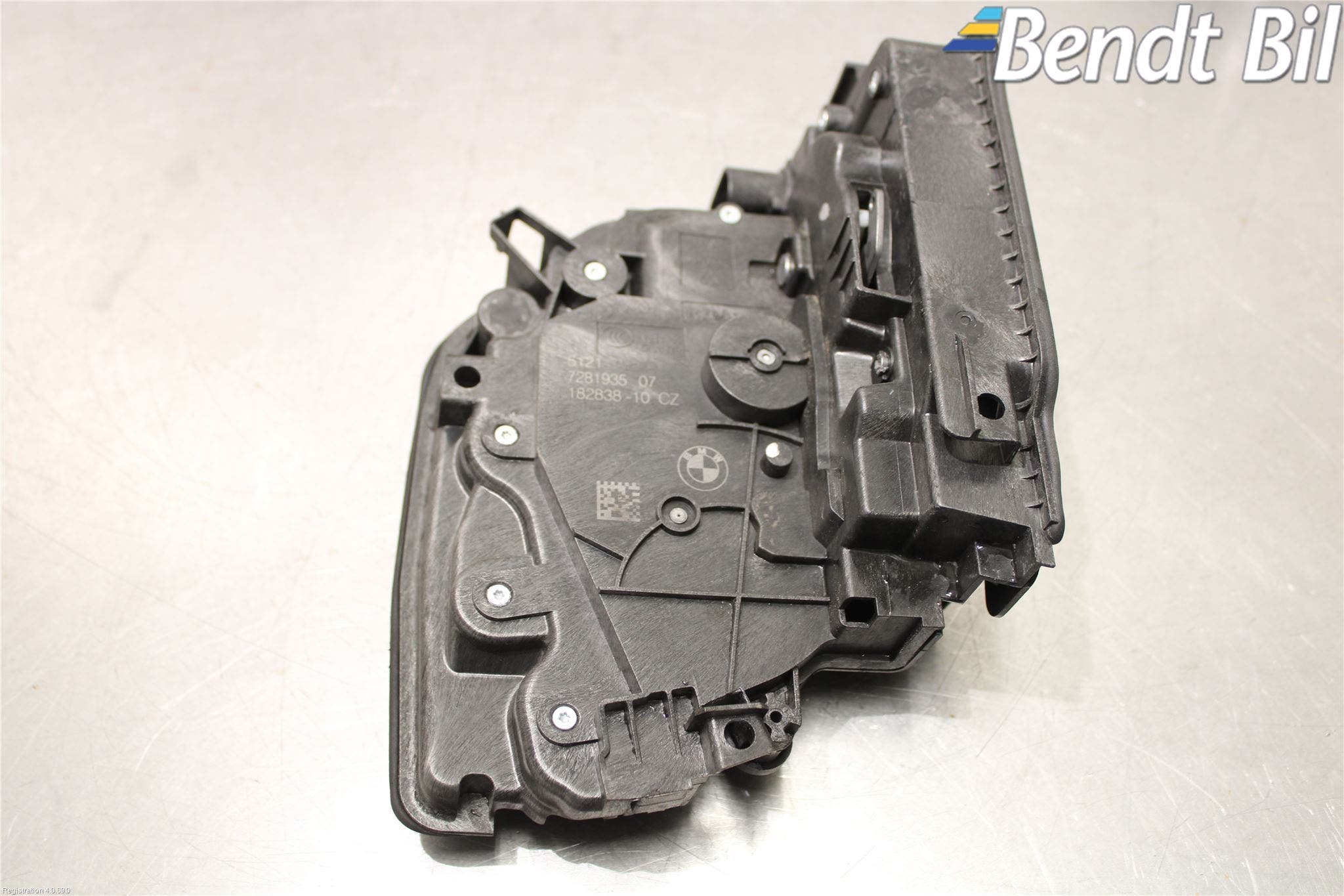 BMW i3 I01 13-22 Låskista-Dörrlås