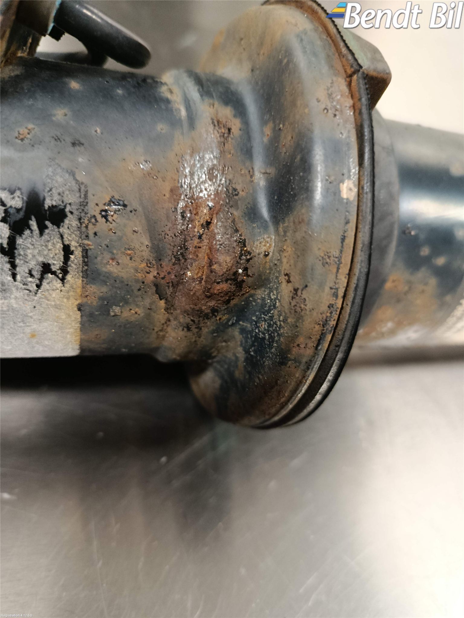 BMW X6 E71/E72   08-14 Fjäderben Fram Höger