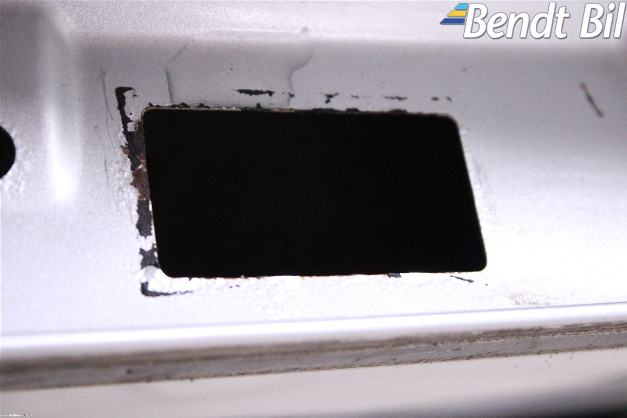 BMW 7 E38      93-01 Baklucka (Ej Med Ruta)