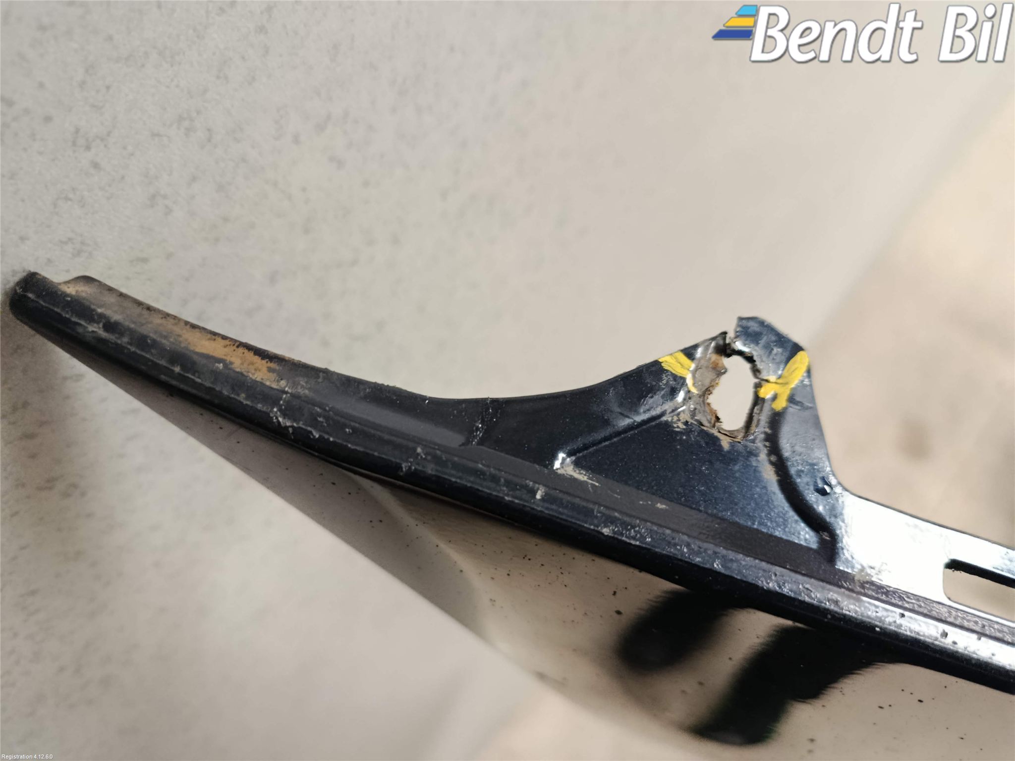 BMW 5 F10/F11/F18 09-17 Stötfångarbeklädnad Bak