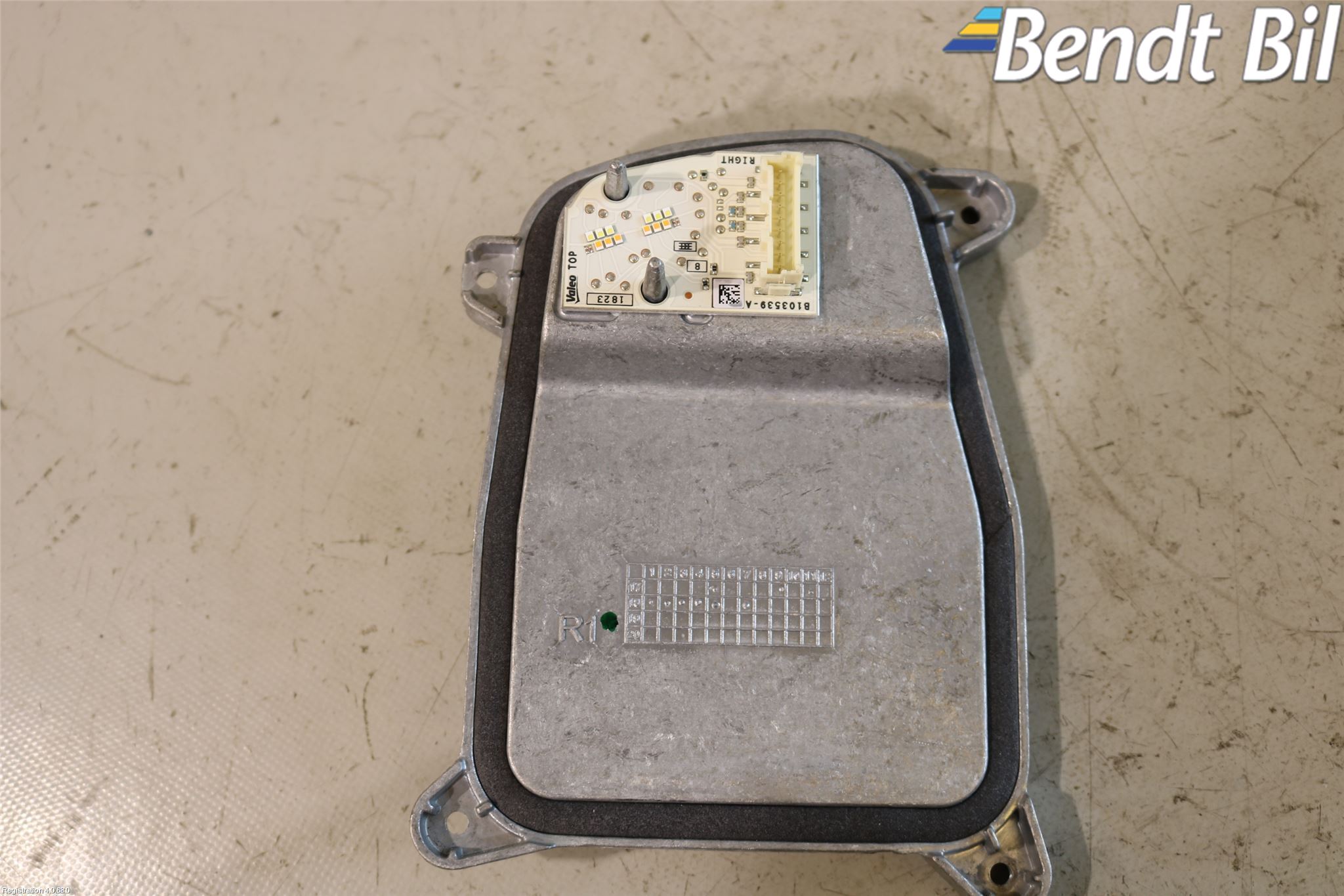 Mini ONE/COOPER 5DR F55 14-24 Styrenhet Strålkastare