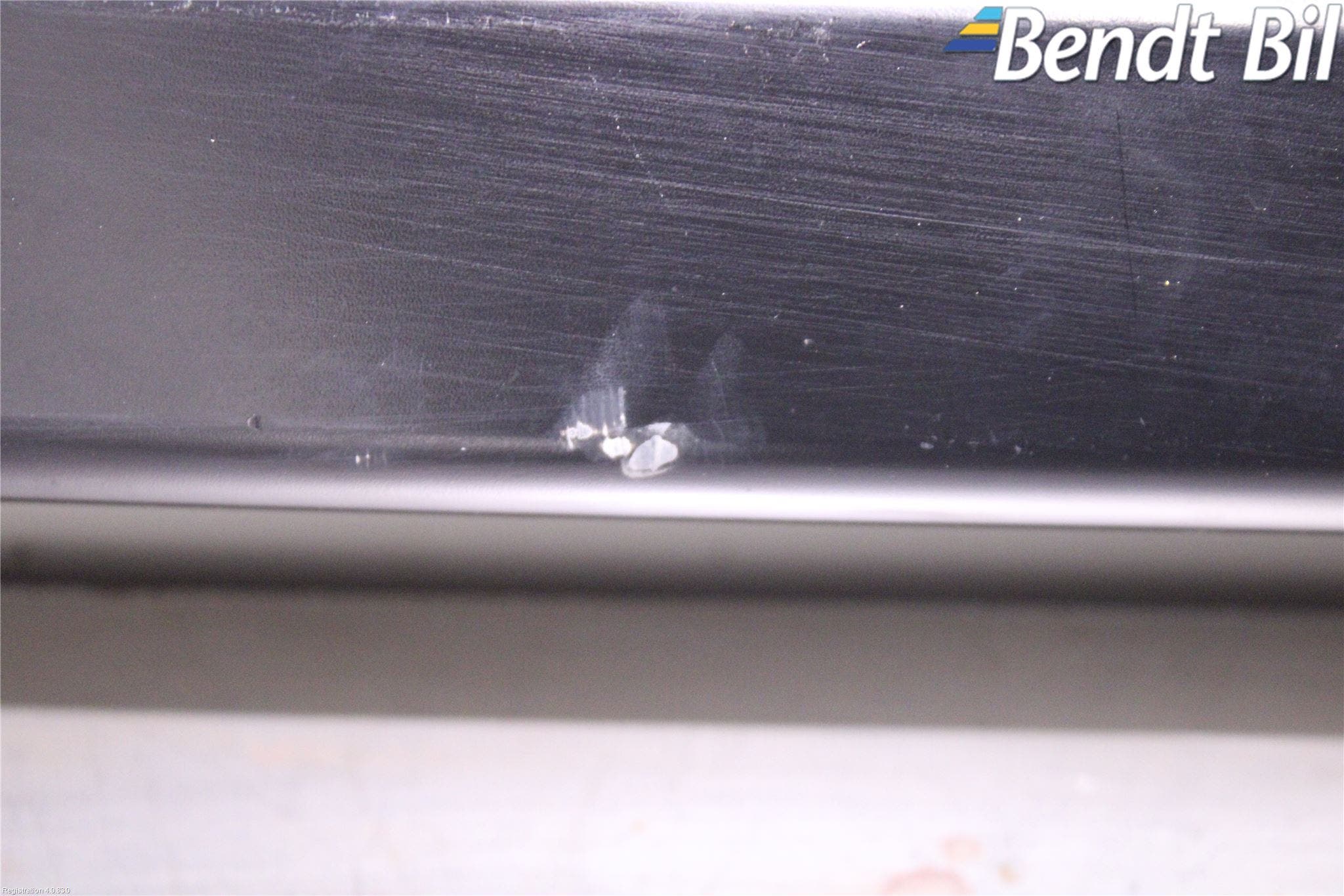 BMW 5 F10/F11/F18 09-17 Frontplåt