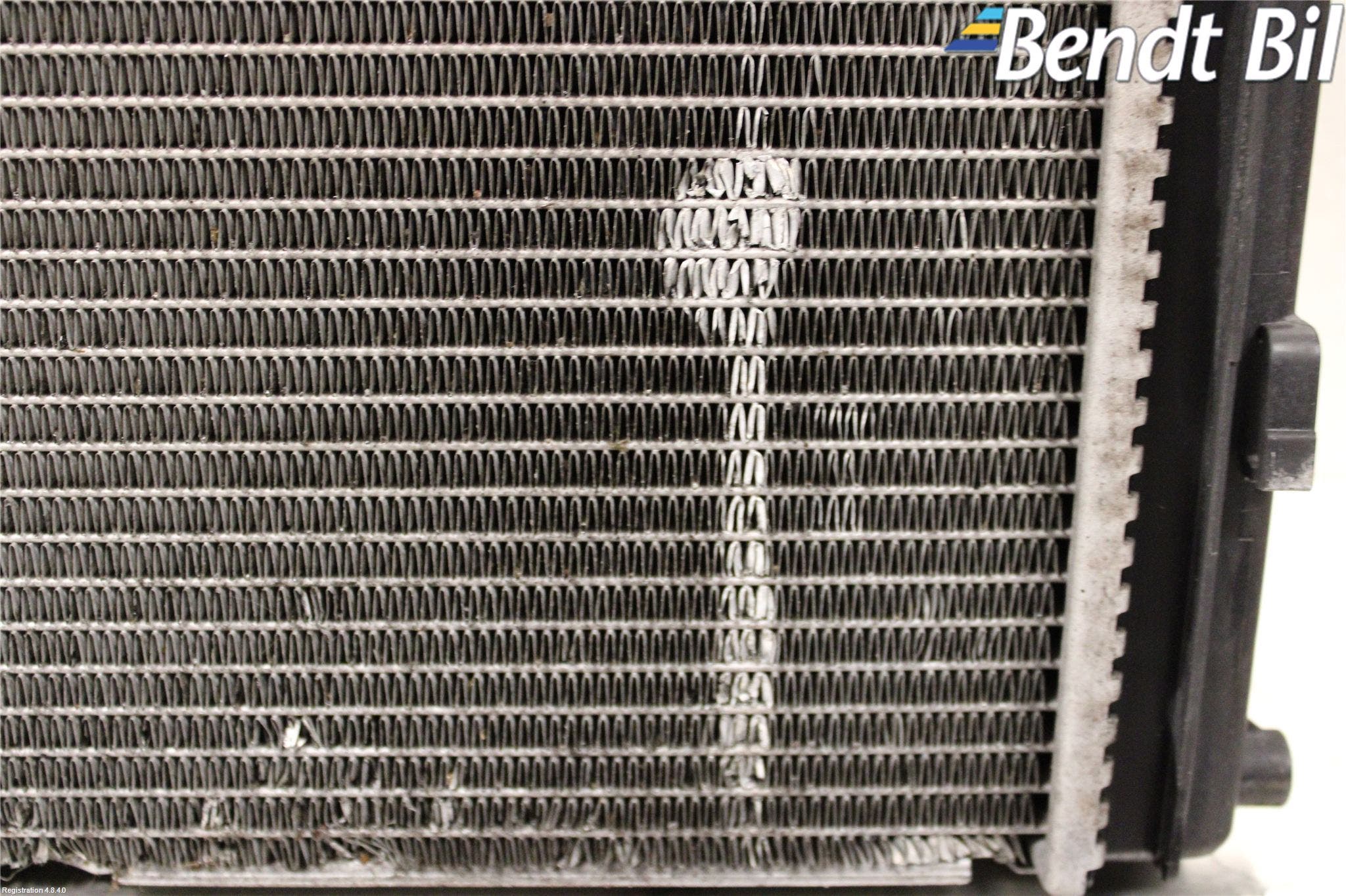 BMW 1 F20/F21 11-19 Kylare Aut