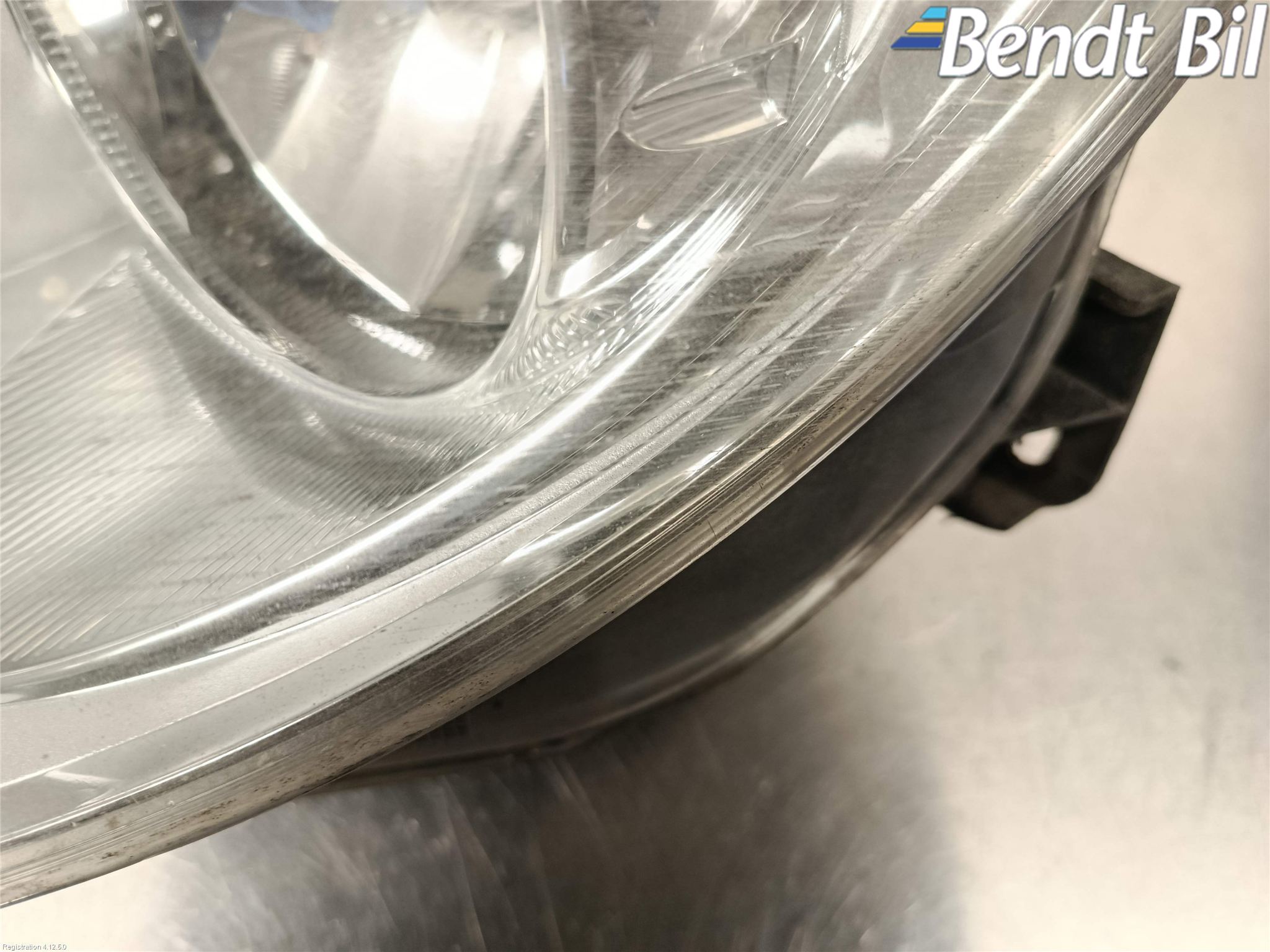 Opel CORSA D 07-14 Strålkastare Vänster