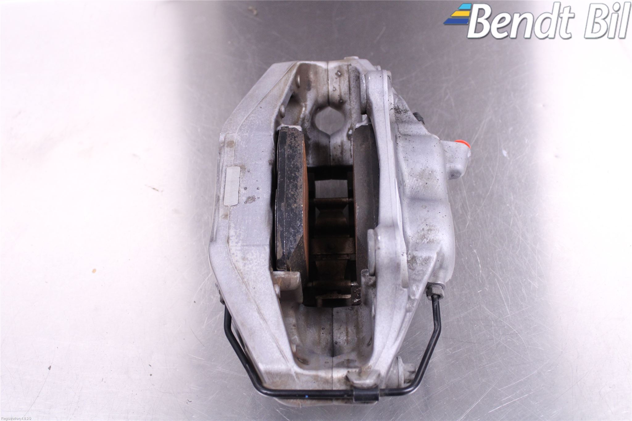 BMW 5 G30/G31/F90 17-23 Bromsok Fram Höger