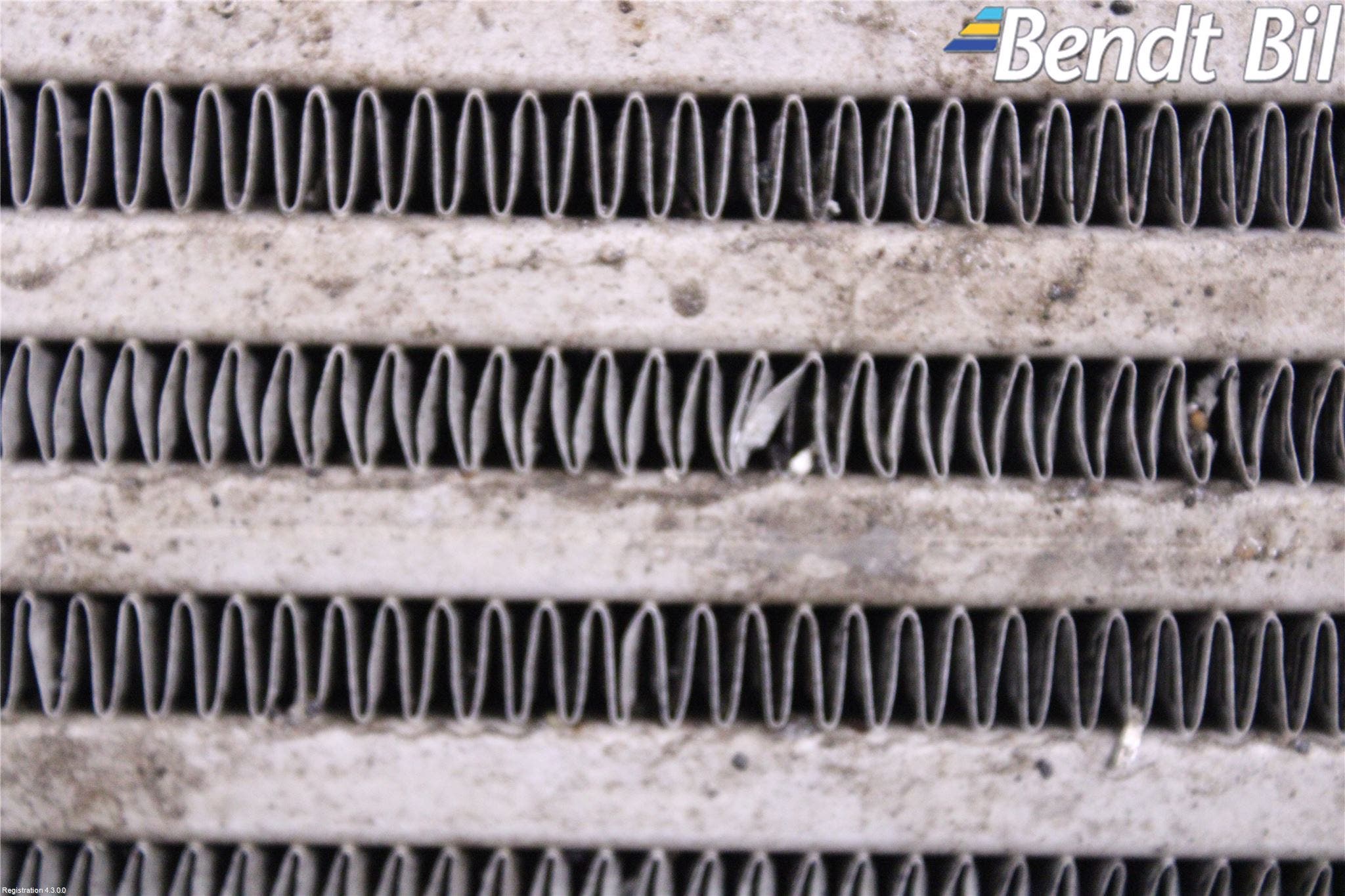 BMW 5 F10/F11/F18 09-17 Laddluft-Intercooler Kyl