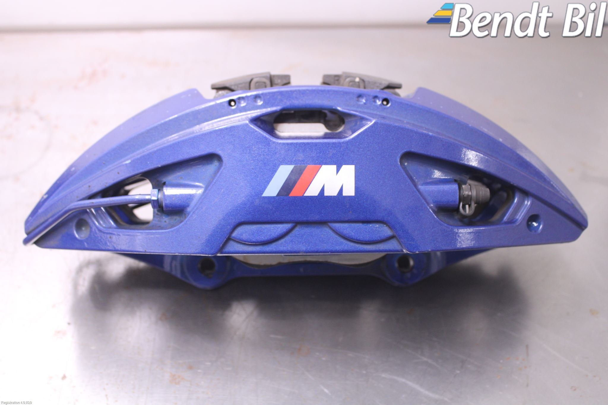 BMW 5 G30/G31/F90 17-23 Bromsok Fram Höger