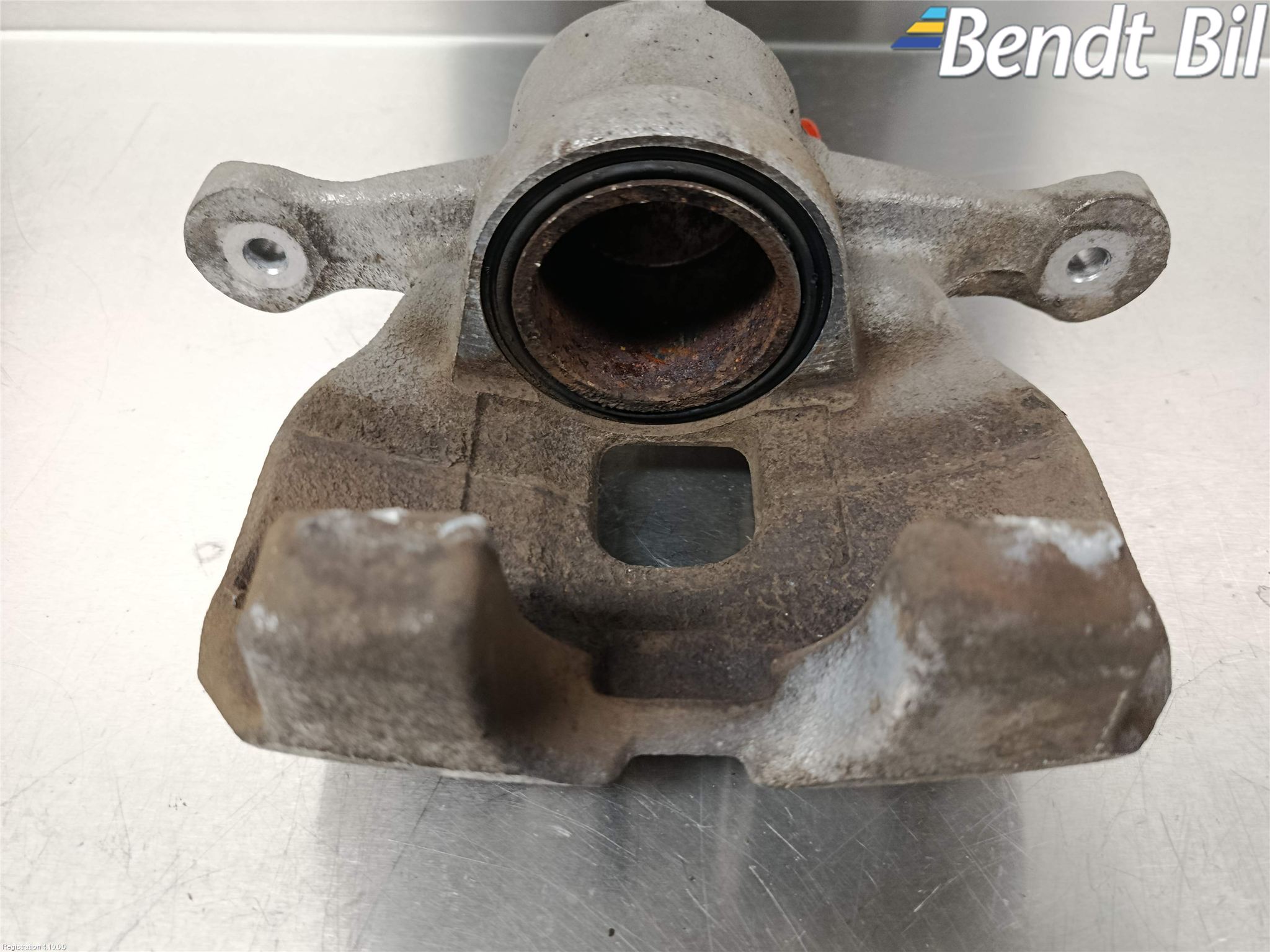 Opel CORSA F, CORSA-E 20- Bromsok Fram Höger