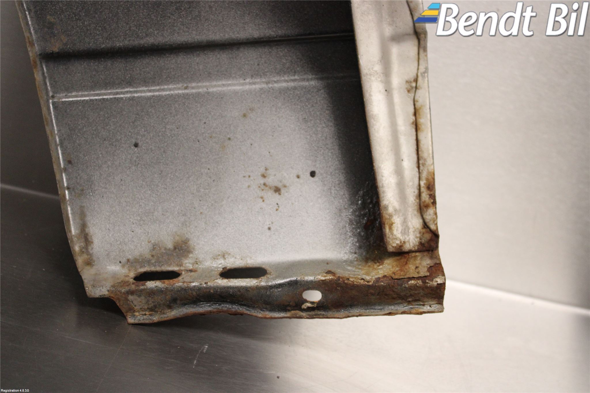 BMW 3 E30 83-94 Skärm Fram Höger