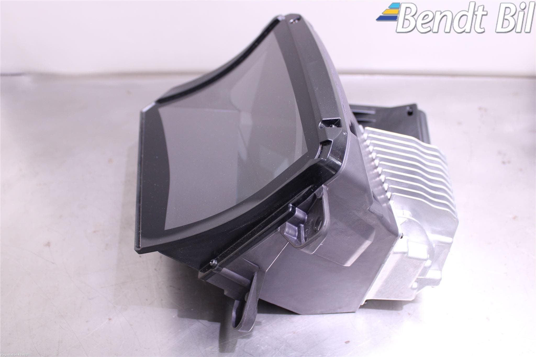 BMW 5 G30/G31/F90 17-23 Bildskärm