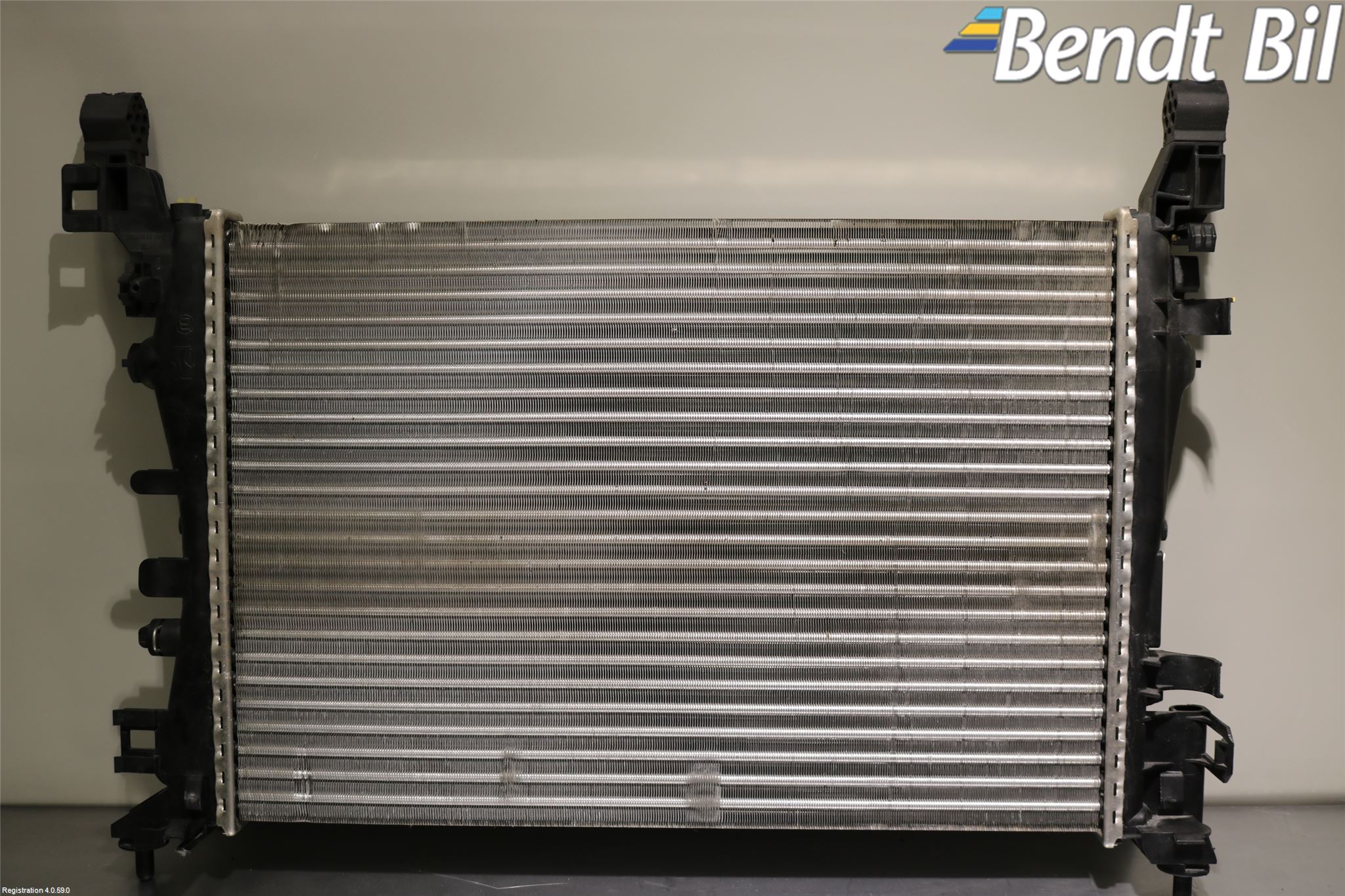 Opel CORSA E 15-19 Kylare Man