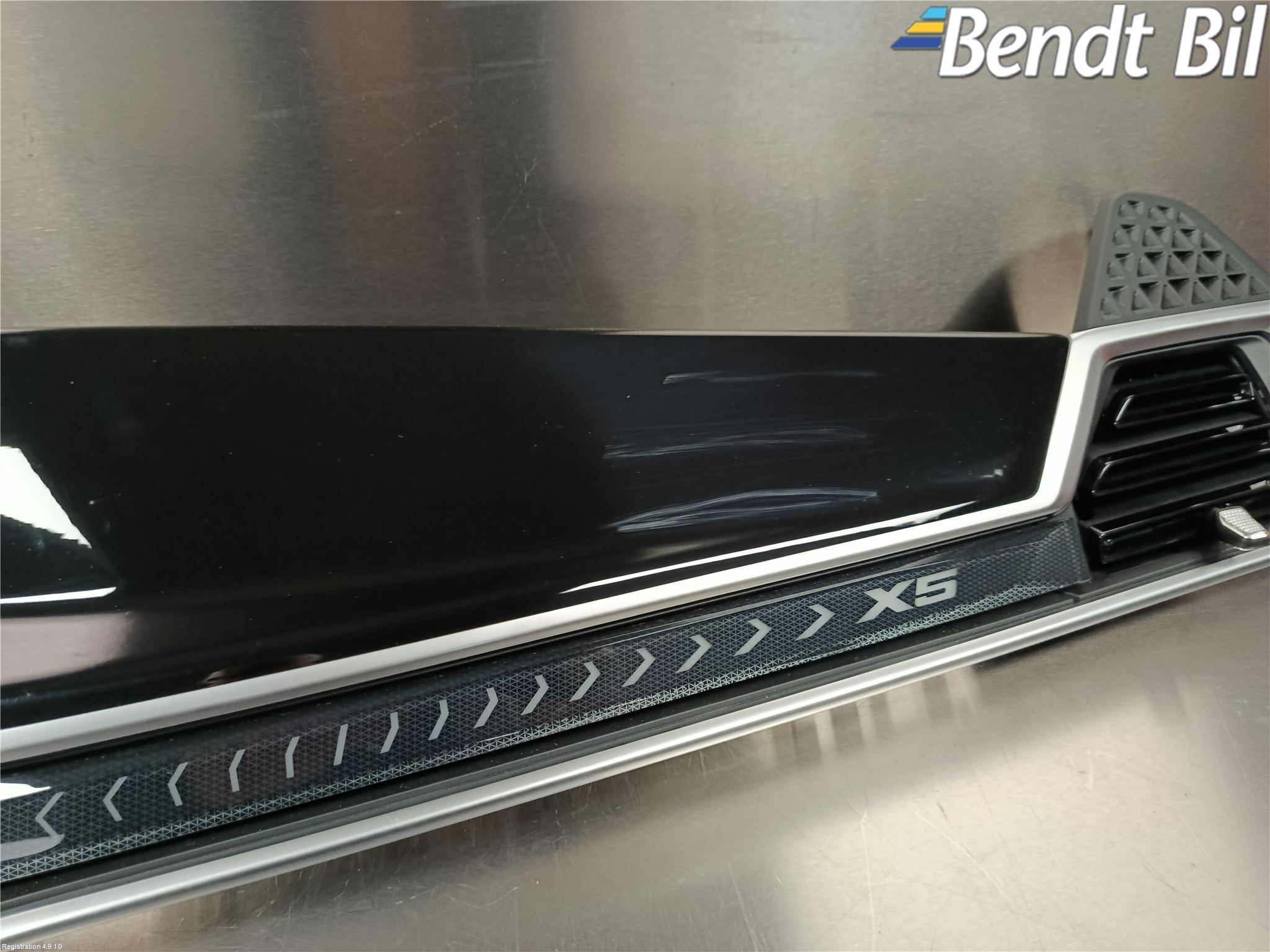 BMW X5 G05 18- Instrumentkonsoll Mitt