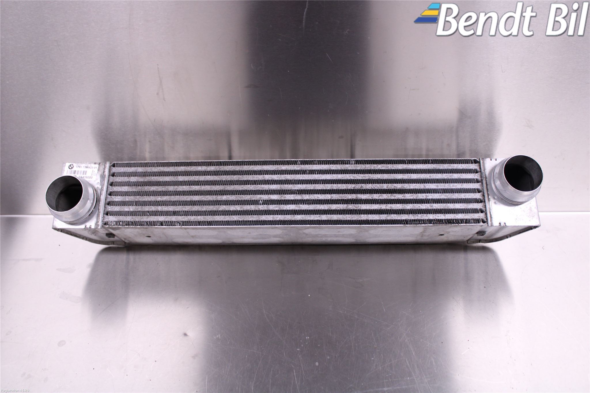 BMW 5 E60/61 Sed/Tou 02-10 Laddluft-Intercooler Kyl