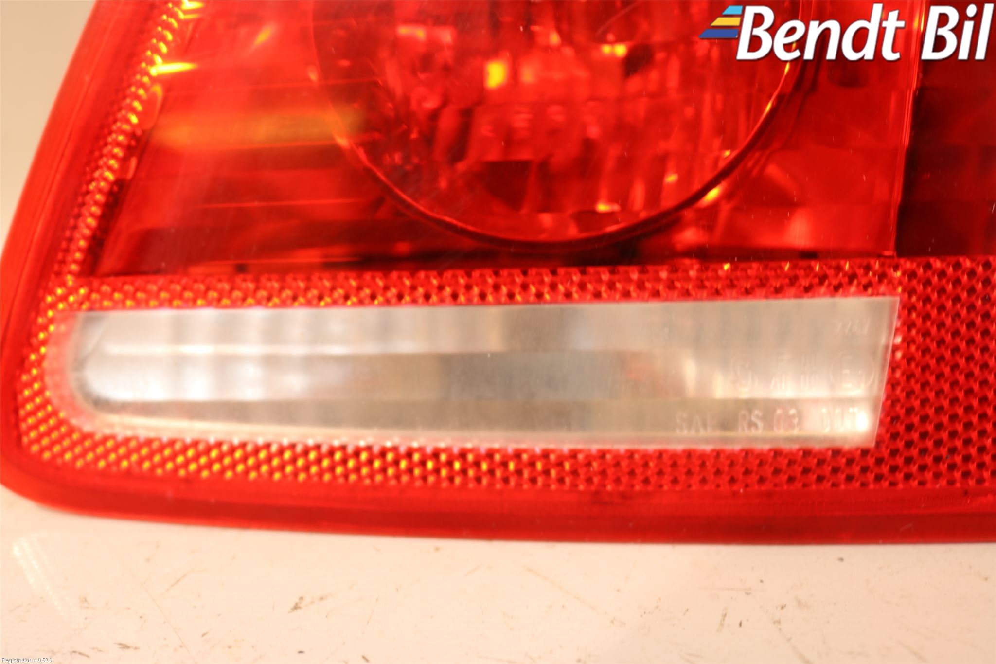 BMW 5 E60/61 Sed/Tou 02-10 Bakljus Lucka Hö