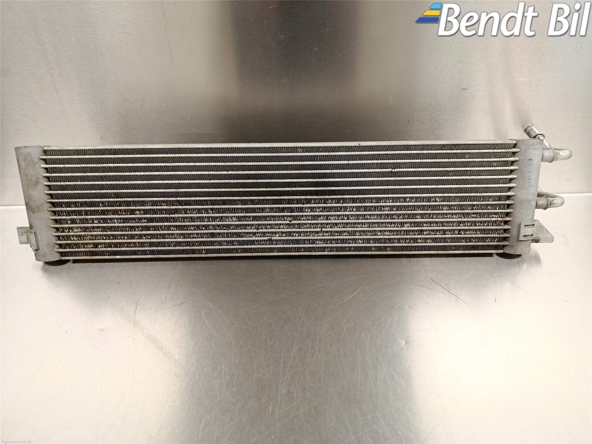 BMW 5 G30/G31/F90 17-23 Oljekylare Automat