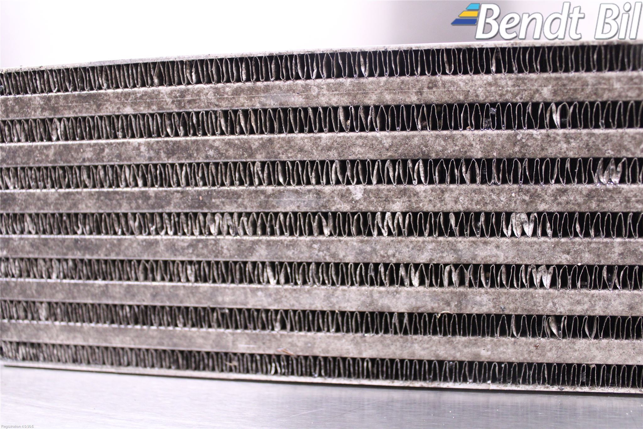 BMW 5 E60/61 Sed/Tou 02-10 Laddluft-Intercooler Kyl