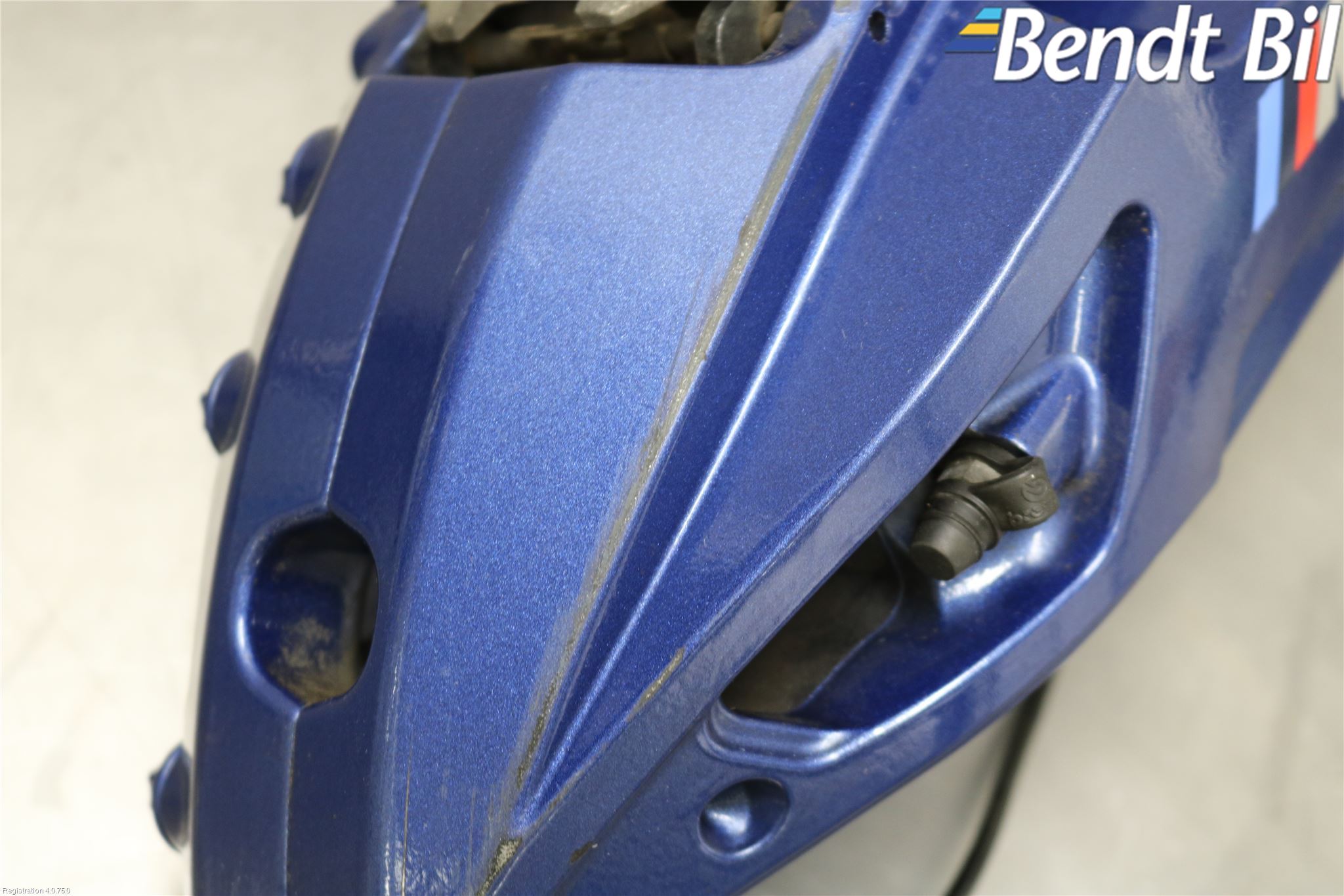 BMW X6 G06 19- Bromsok Fram Vänster