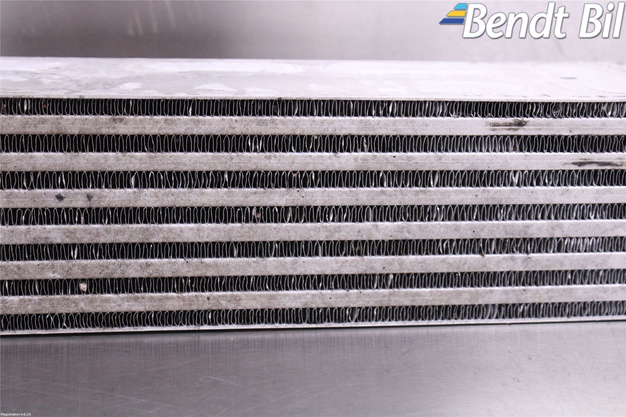 BMW 5 E60/61 Sed/Tou 02-10 Laddluft-Intercooler Kyl