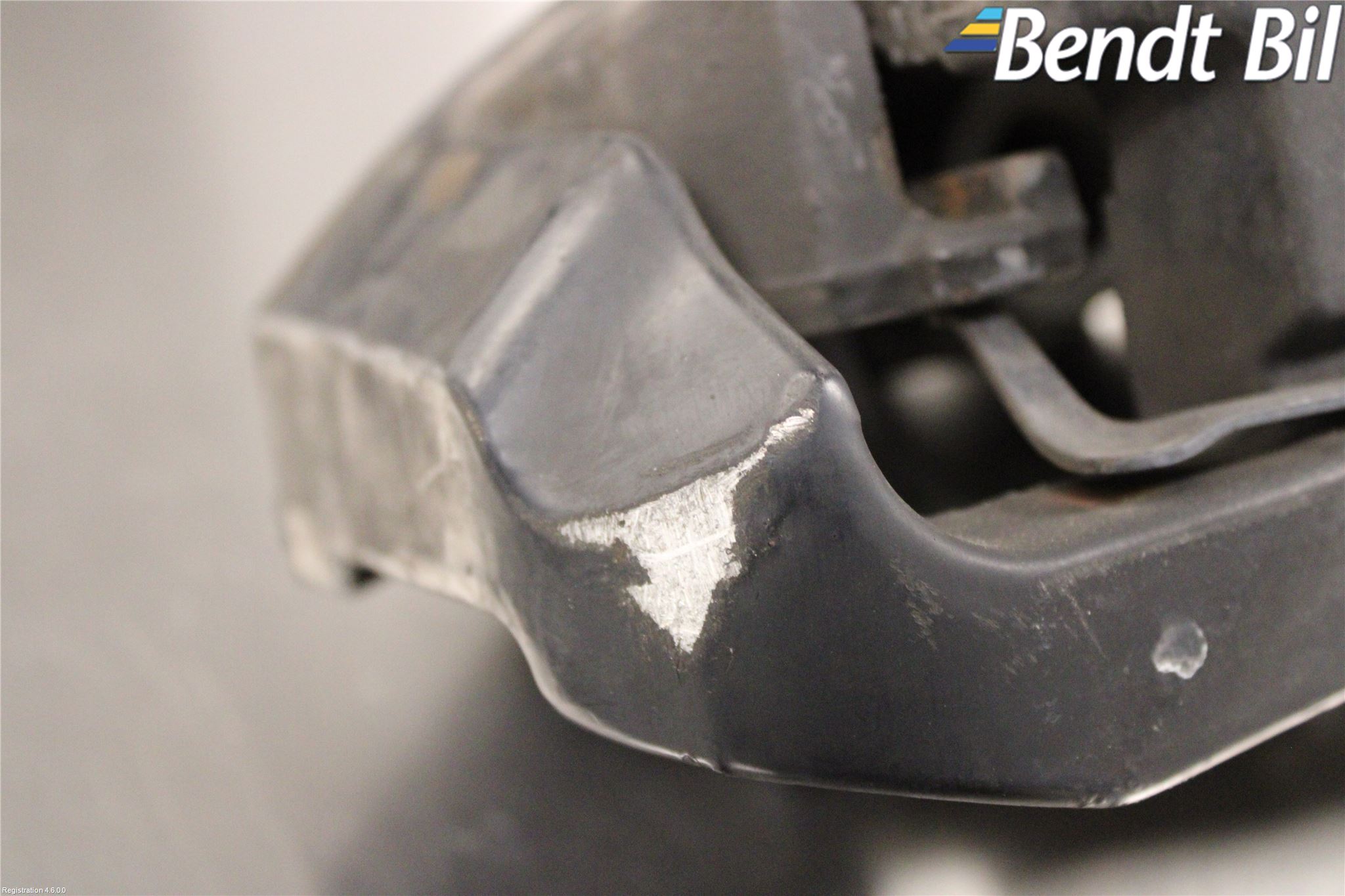 BMW 5 E60/61 Sed/Tou 02-10 Bromsok Fram Höger