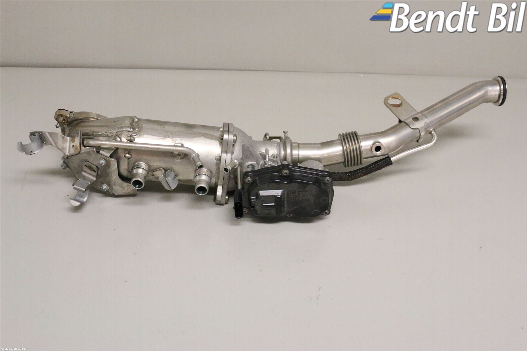 BMW 5 G30/G31/F90 17-23 Avgaskylare