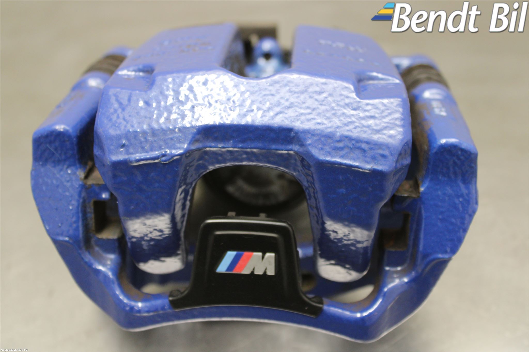 BMW 5 G30/G31/F90 17-23 Bromsok Bak Vänster