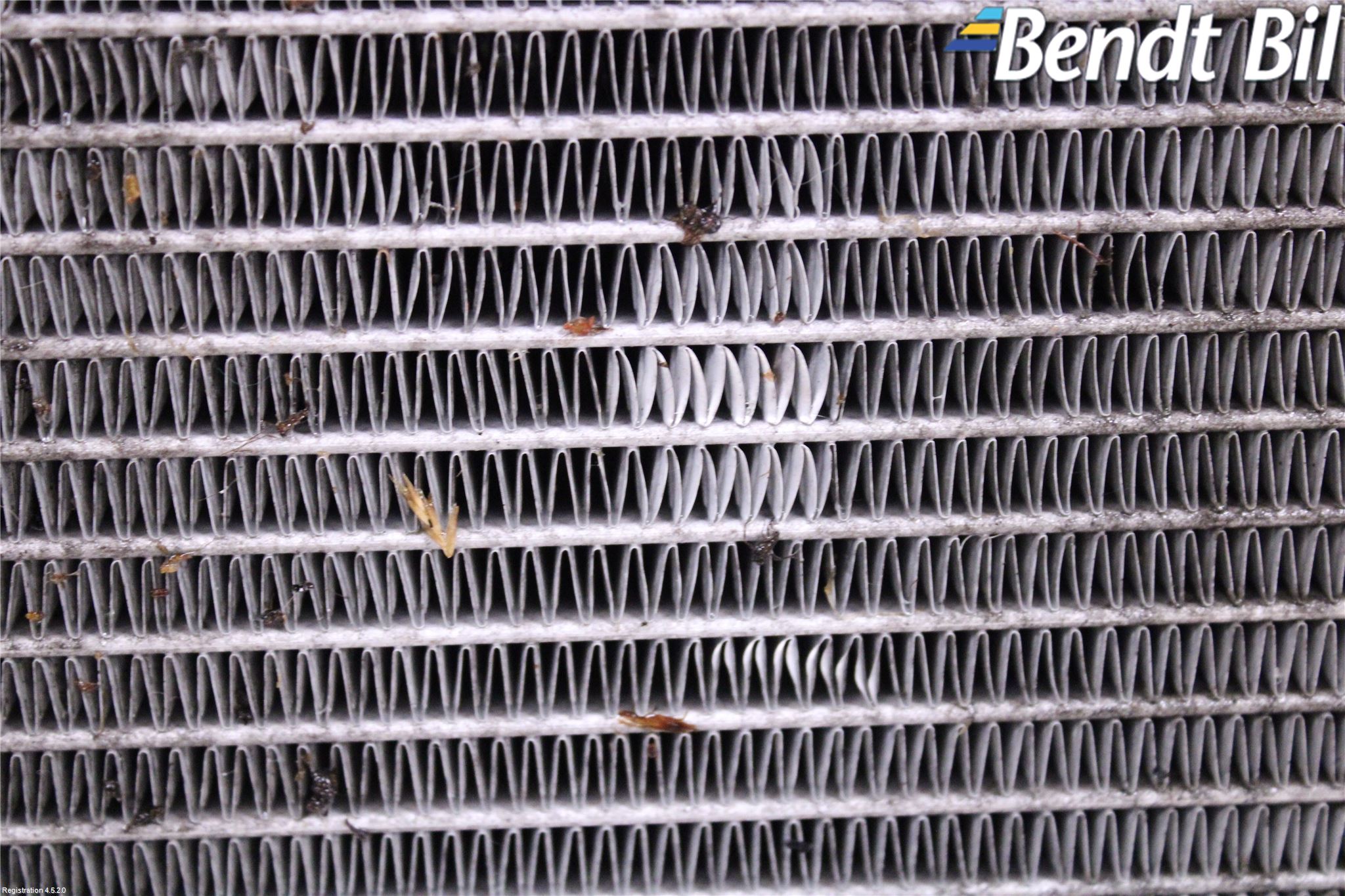 BMW 5 E34      88-96 Kylare Aut