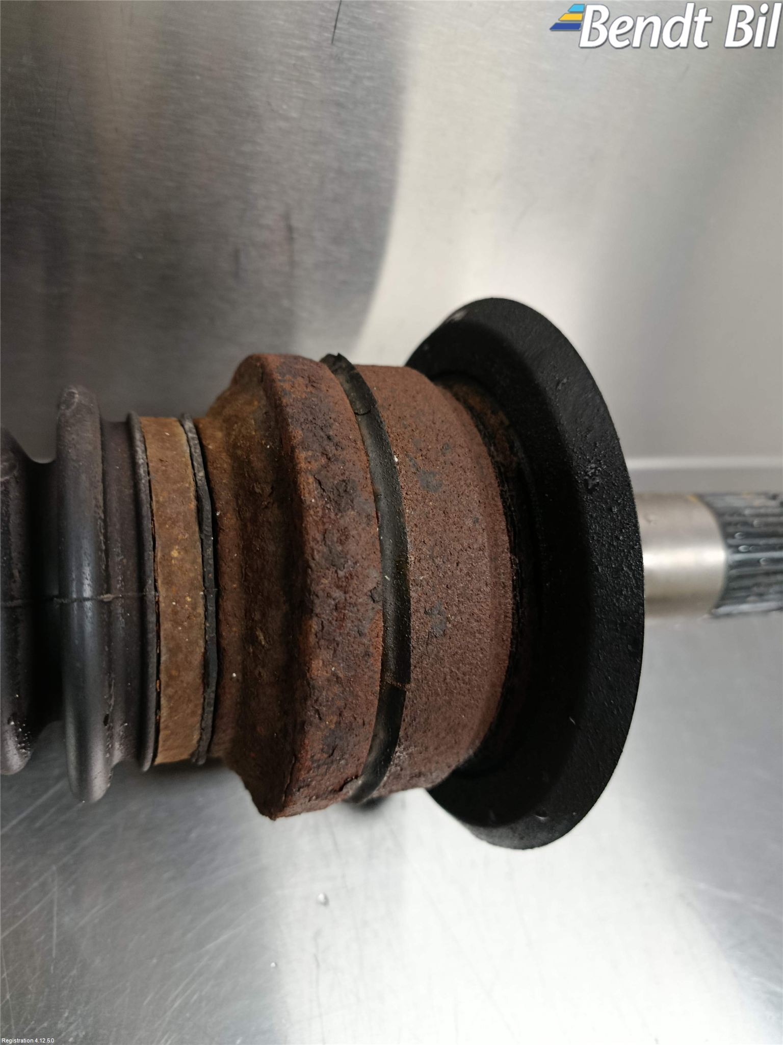 BMW 3 F30/F31/F80 12-19 Drivaxel Bak Höger
