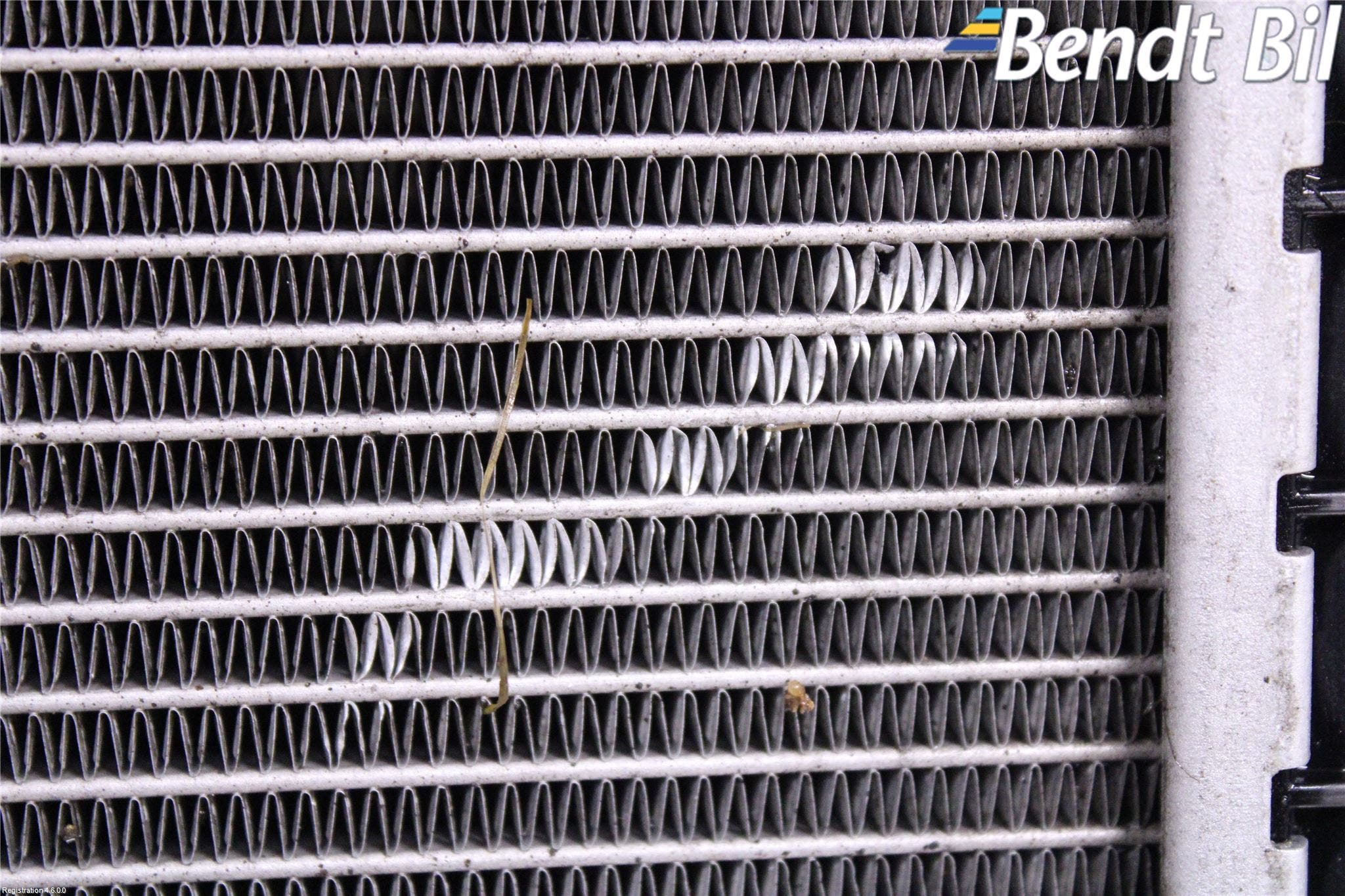 BMW 5 G30/G31/F90 17-23 Kylare Aut