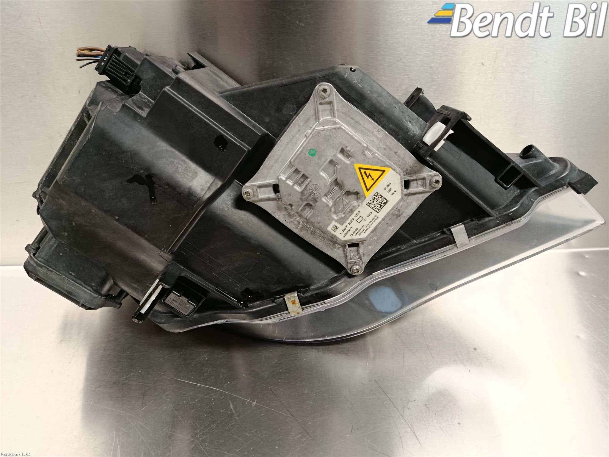 BMW 6 E63/64    02-10 Strålkastare Vänster