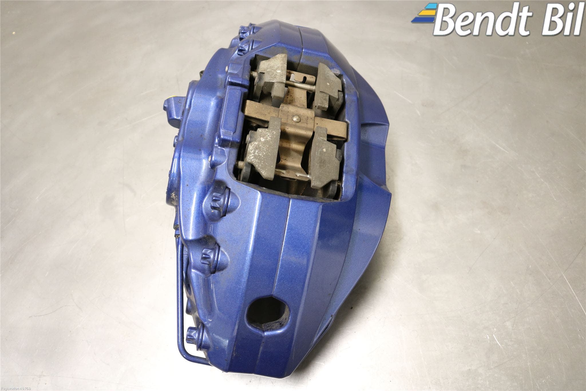 BMW X6 G06 19- Bromsok Fram Höger