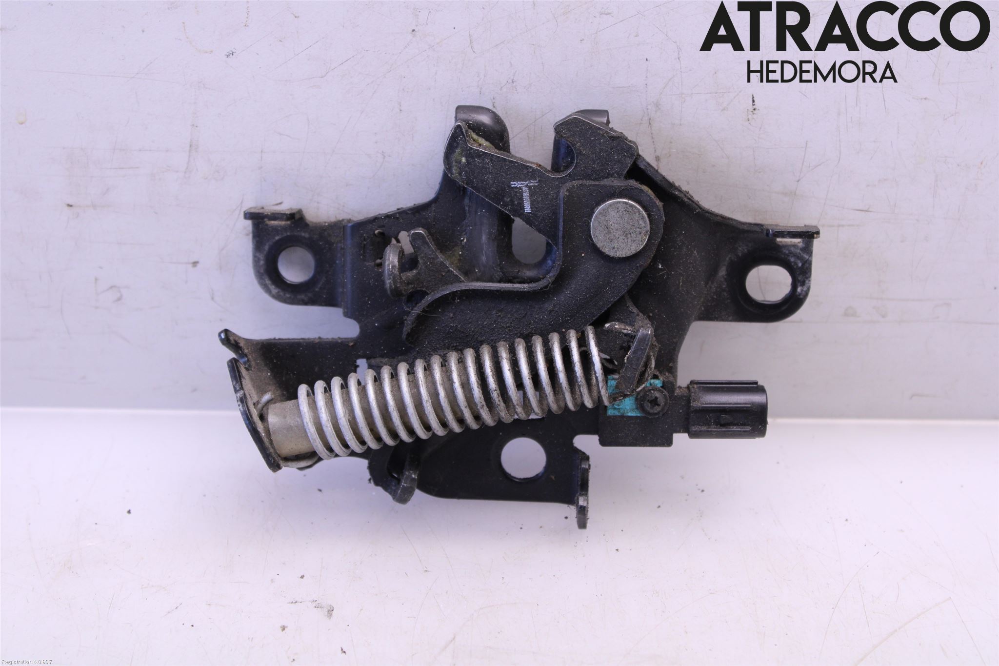 Lexus NX 300h 15-21 Huvlås