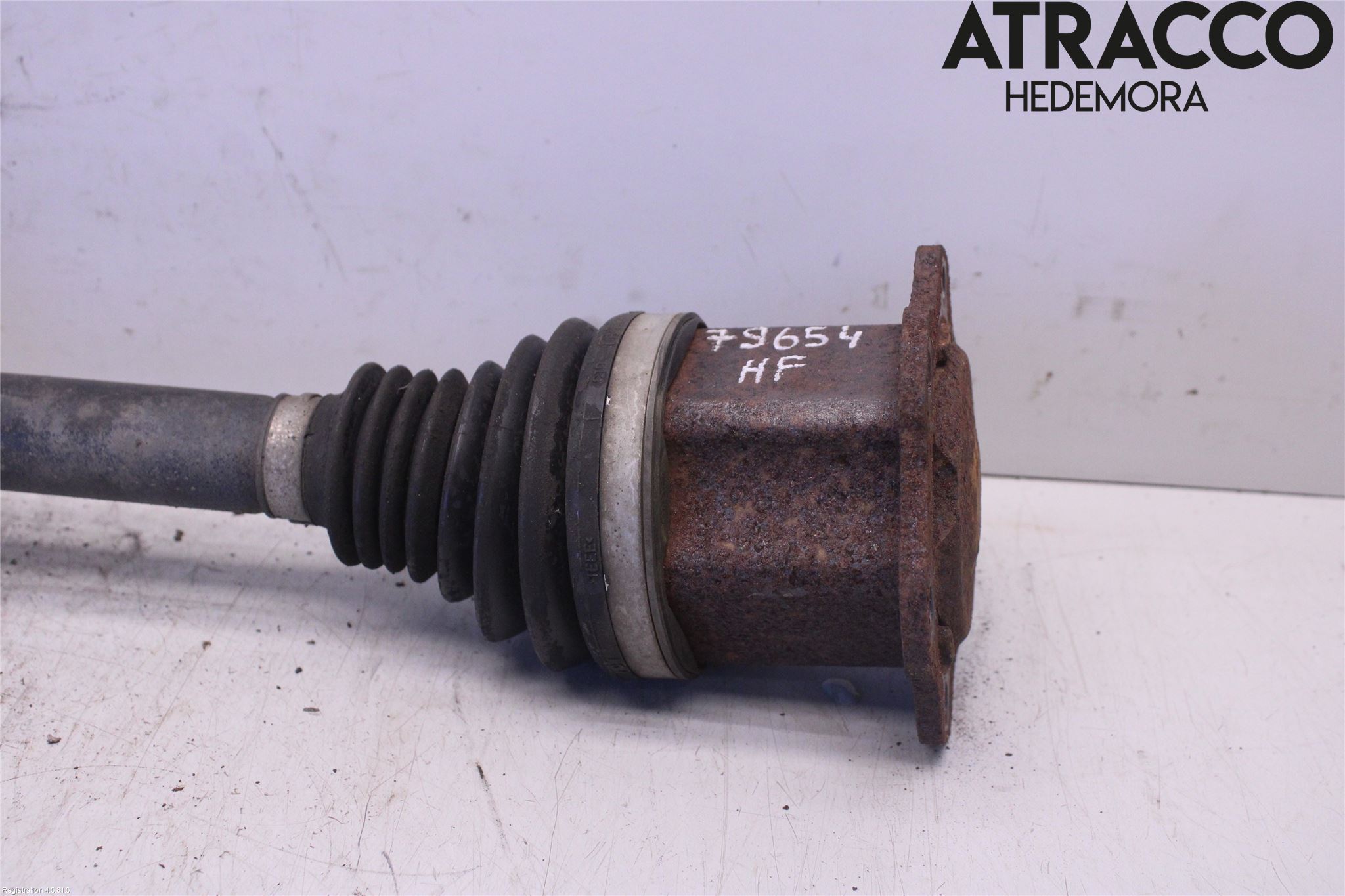 Audi Q5 09-16 Drivaxel Fram Höger