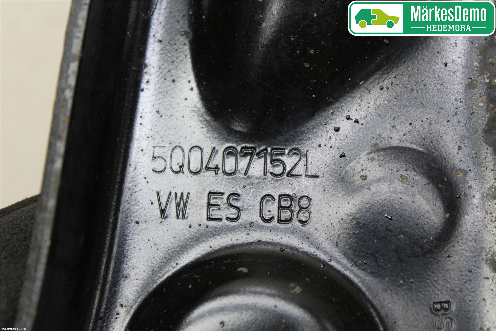 Skoda OCTAVIA (5E) 13-20 Bärarm Fram Undre Hö