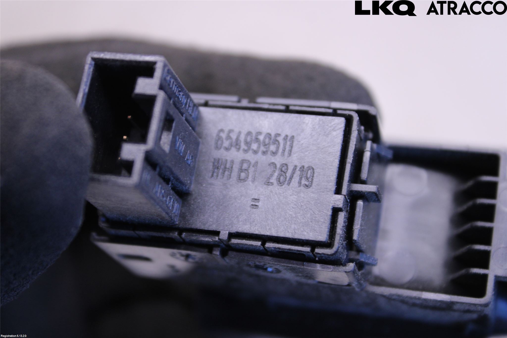 Skoda SCALA 19- Strömställare Dragkrok