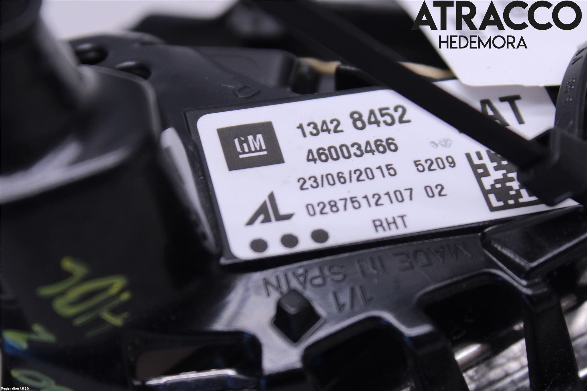 Opel CORSA E 15-19 Bakljus Lucka Hö